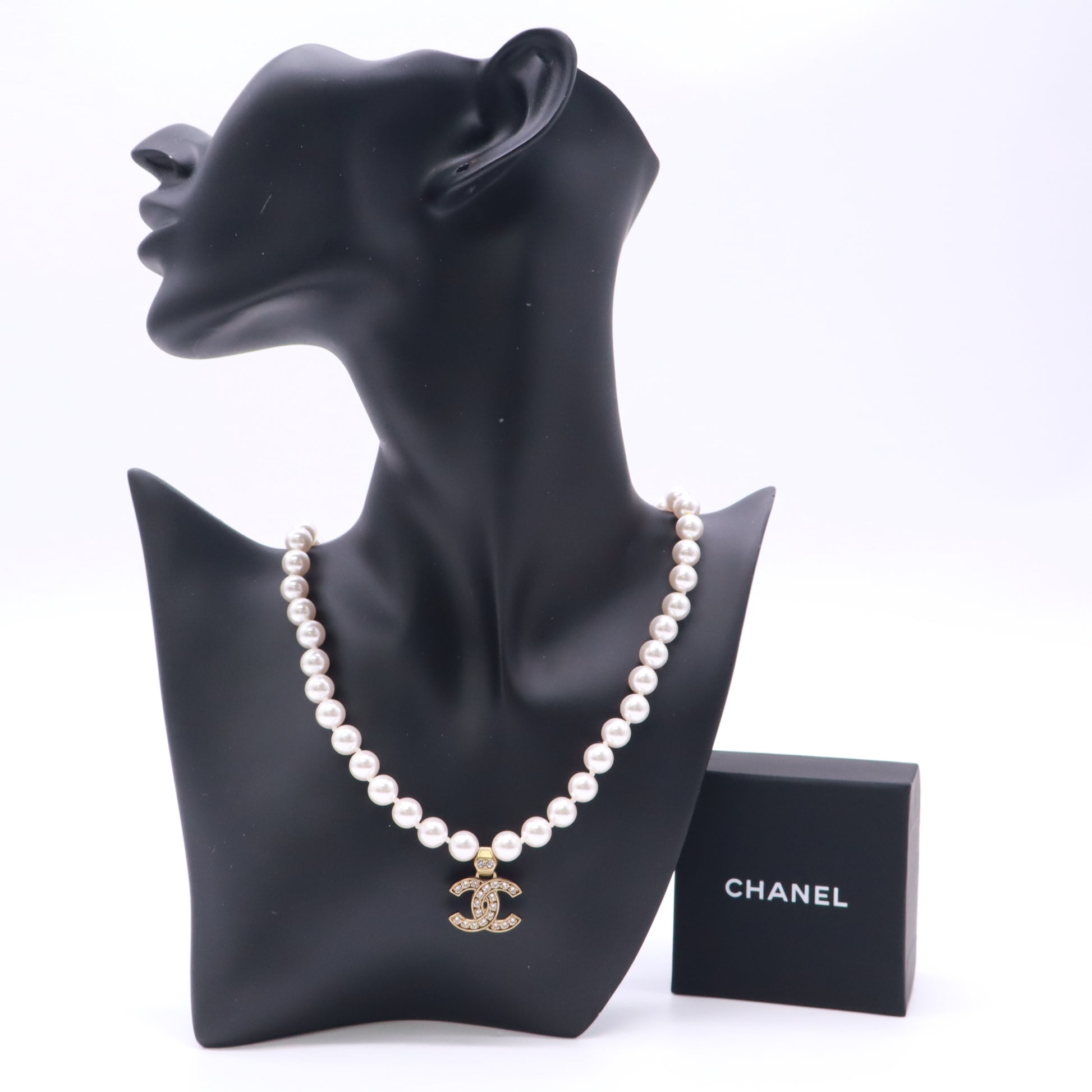 Chanel CC Pendant Necklace twins W22958