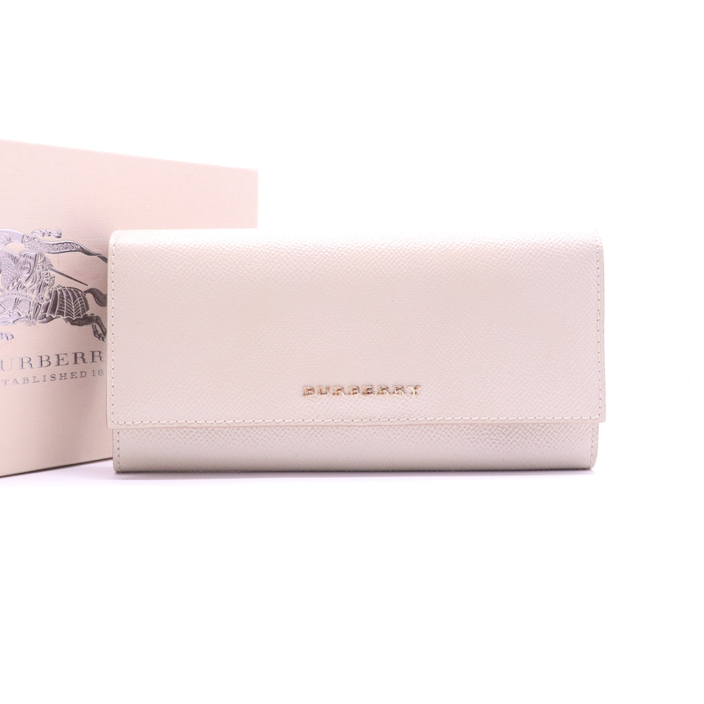 Burberry Grained Leather Porter Continental Wallet W21365
