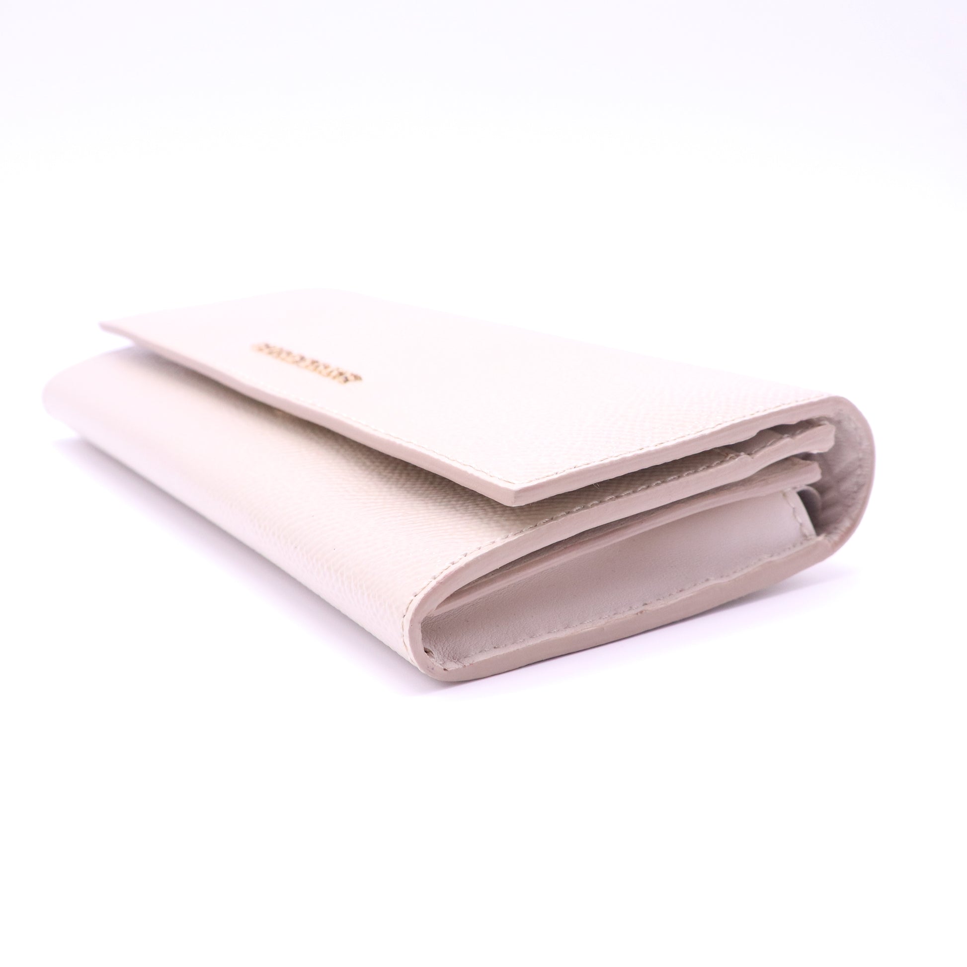 Burberry Grained Leather Porter Continental Wallet W21365