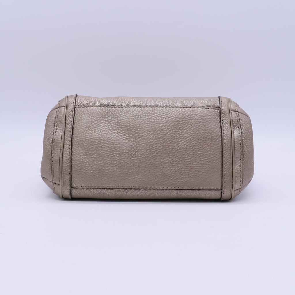 Bella Flap Shoulder Bag Leather Medium  B21342