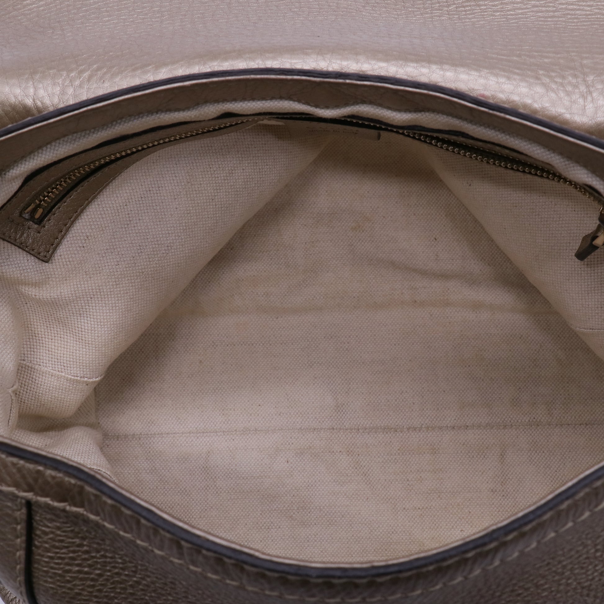 Bella Flap Shoulder Bag Leather Medium  B21342