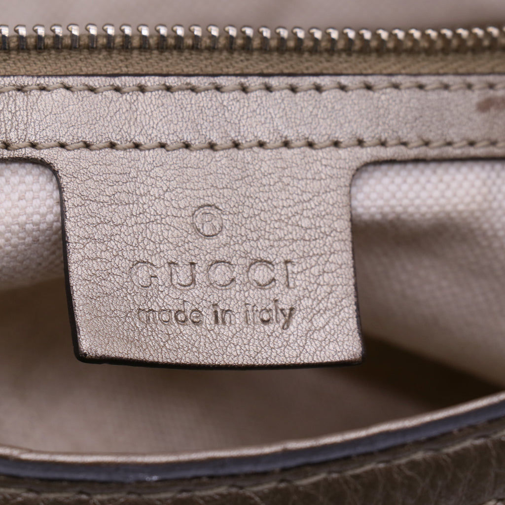 Bella Flap Shoulder Bag Leather Medium  B21342