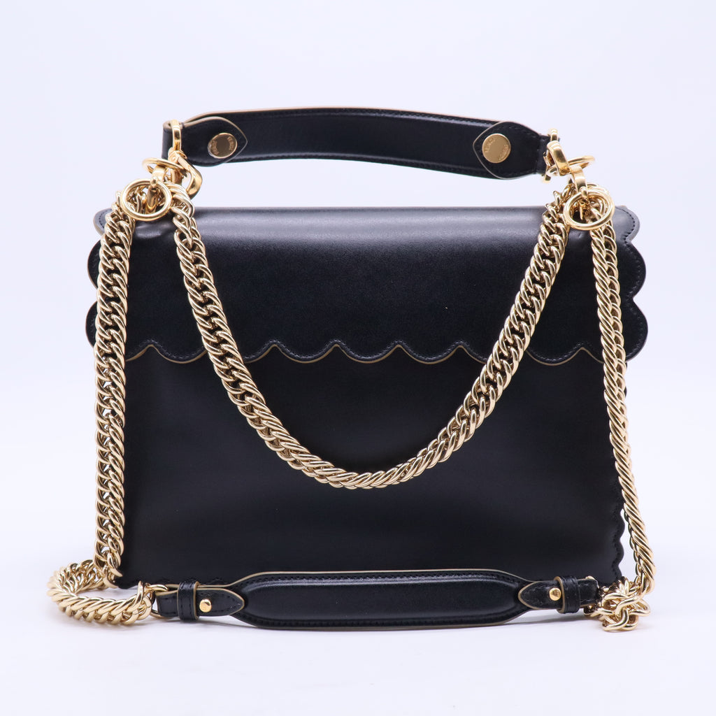 Vitello Liberty Scalloped Studded Kan I Shoulder Bag Black LDM-1813