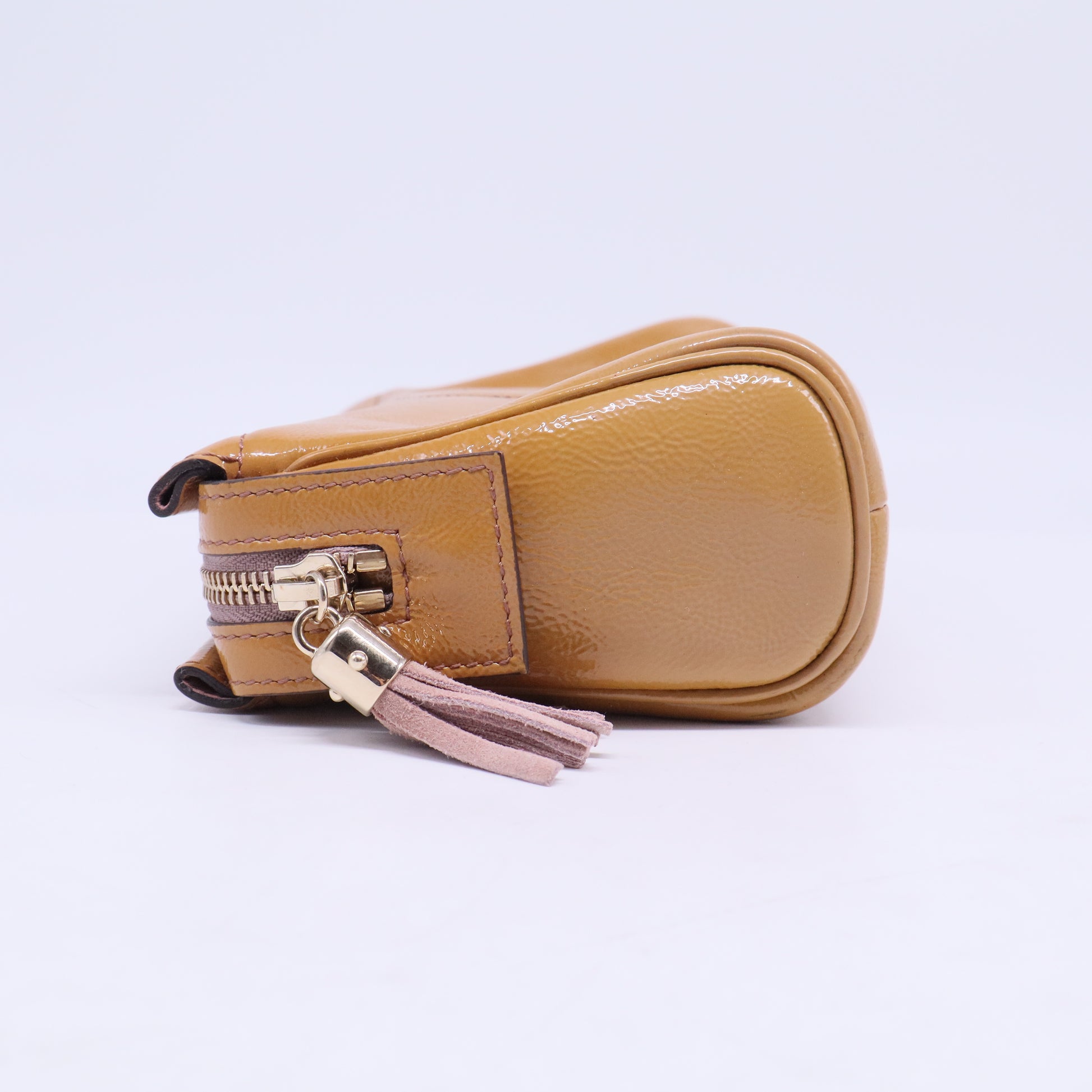 Soho Cosmetic Pouch Patent Beige Leather Logo B21039