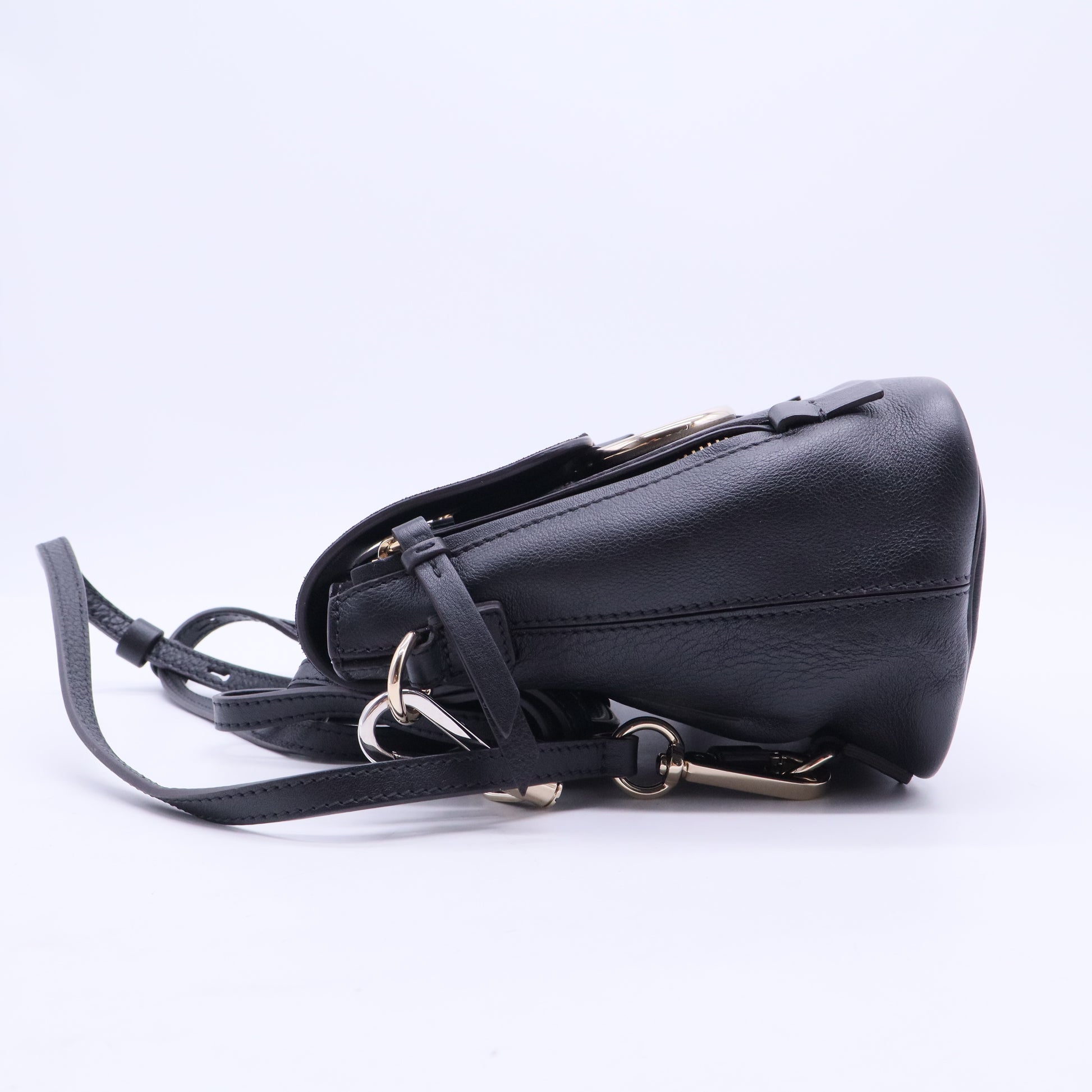 Leather Bucket Bag B20092