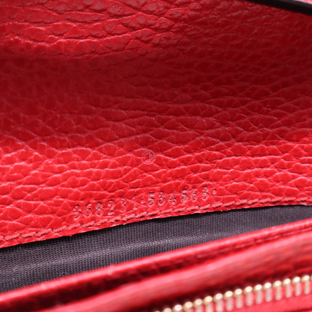 Gucci Swing Leather Wallet On Strap W21201
