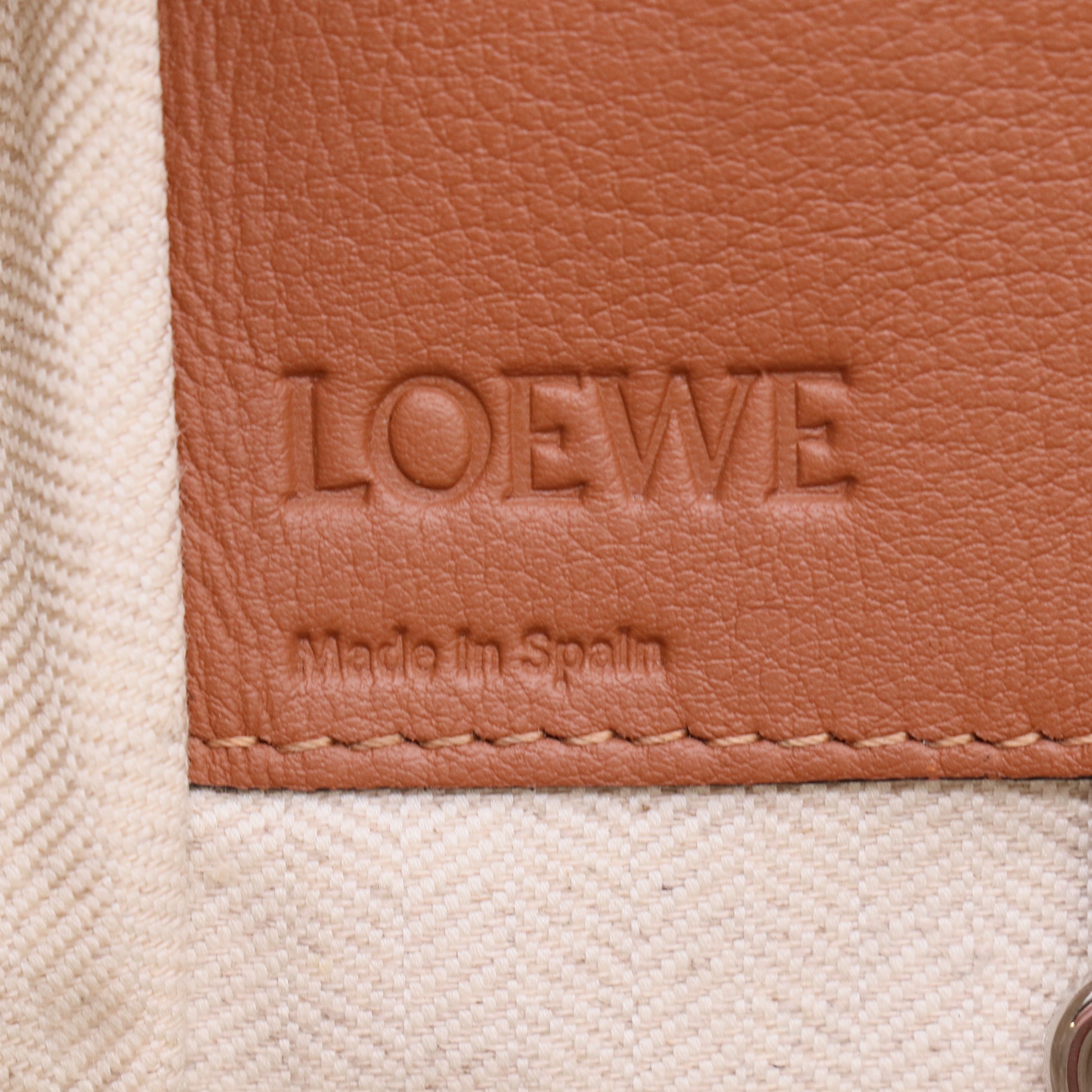 Loewe  Leather Hammock Small twins B22968
