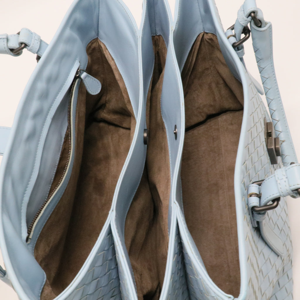 Light Calf Intrecciato Medium Roma Bag