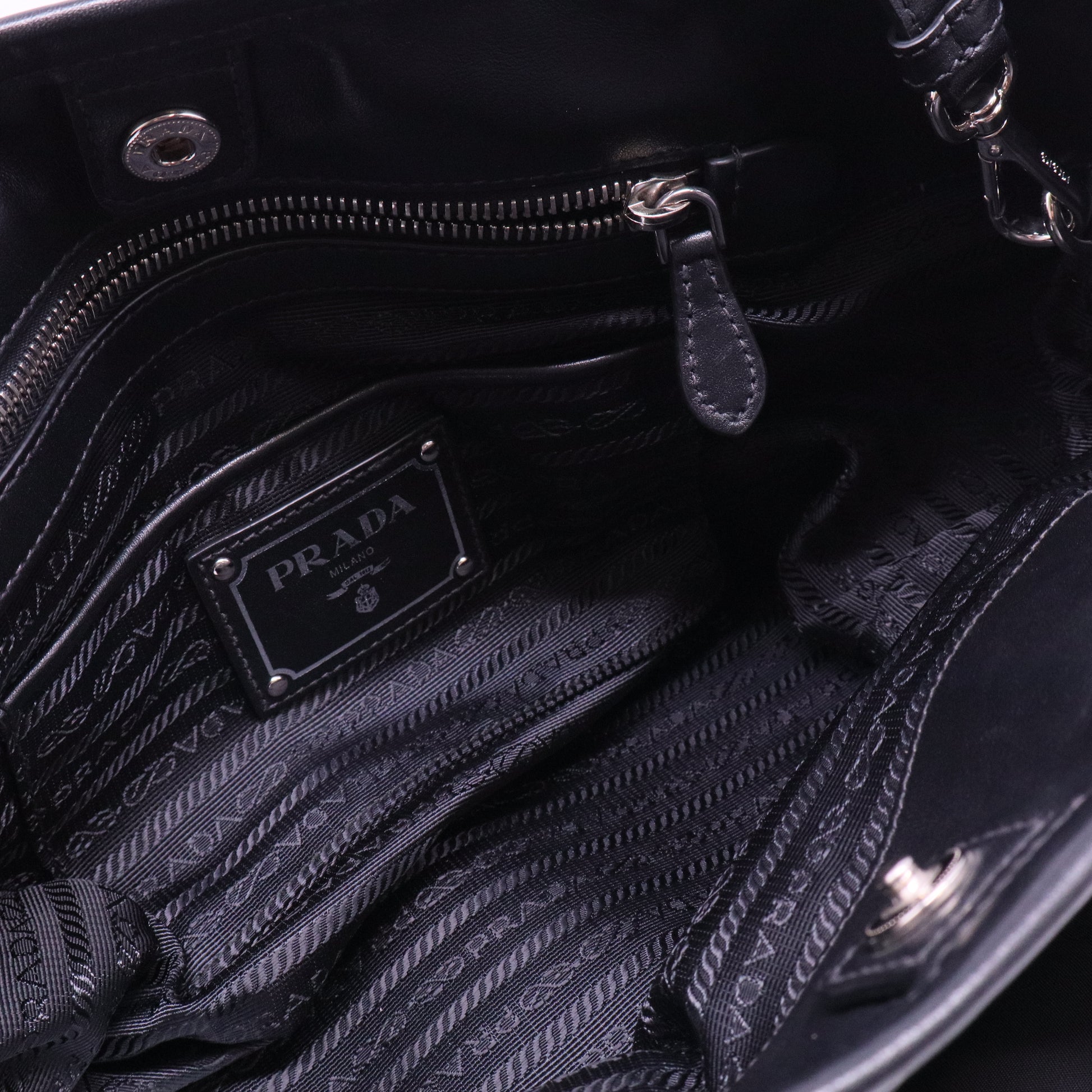 Tessuto Shoulder Bag