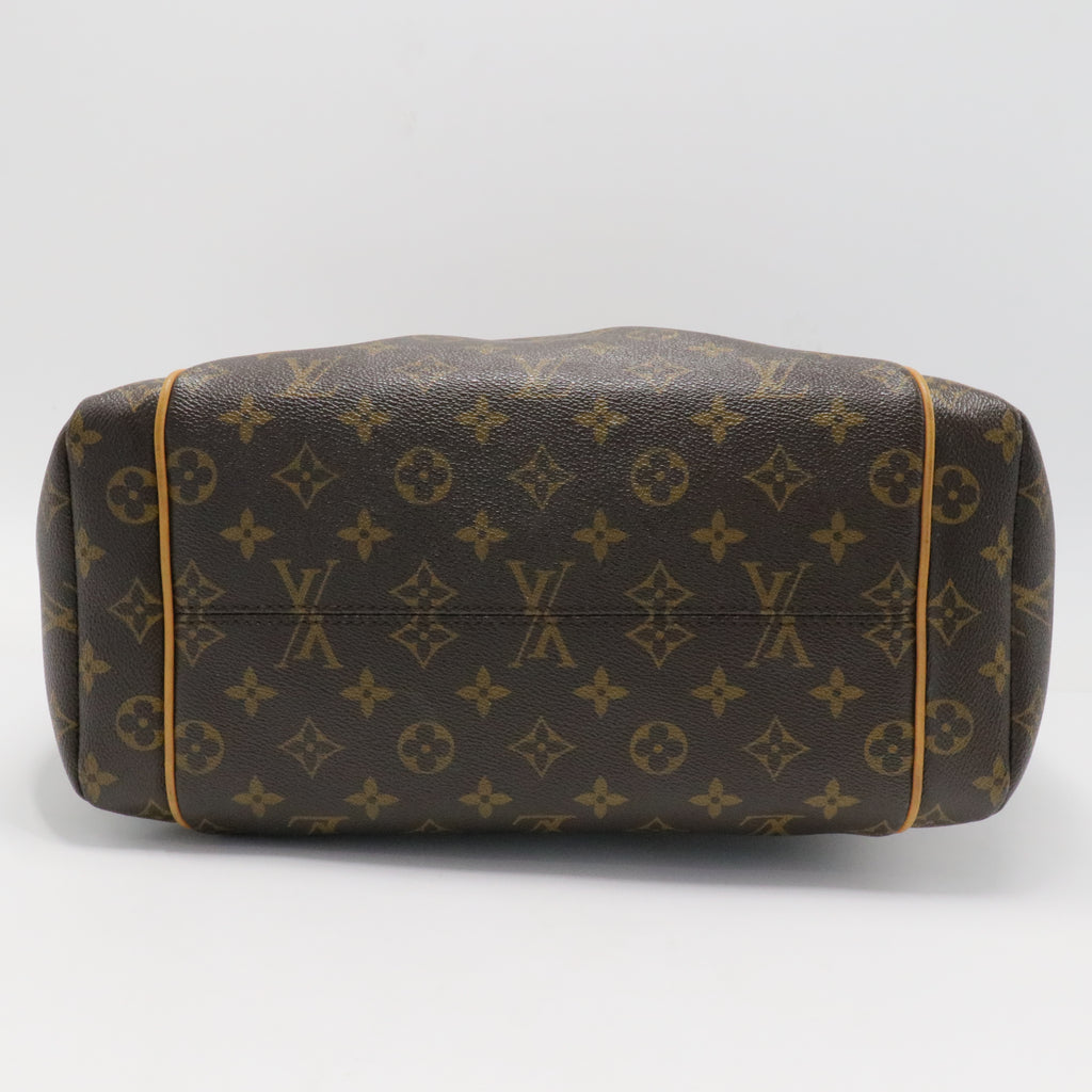 Totally Handbag Monogram Canvas MM