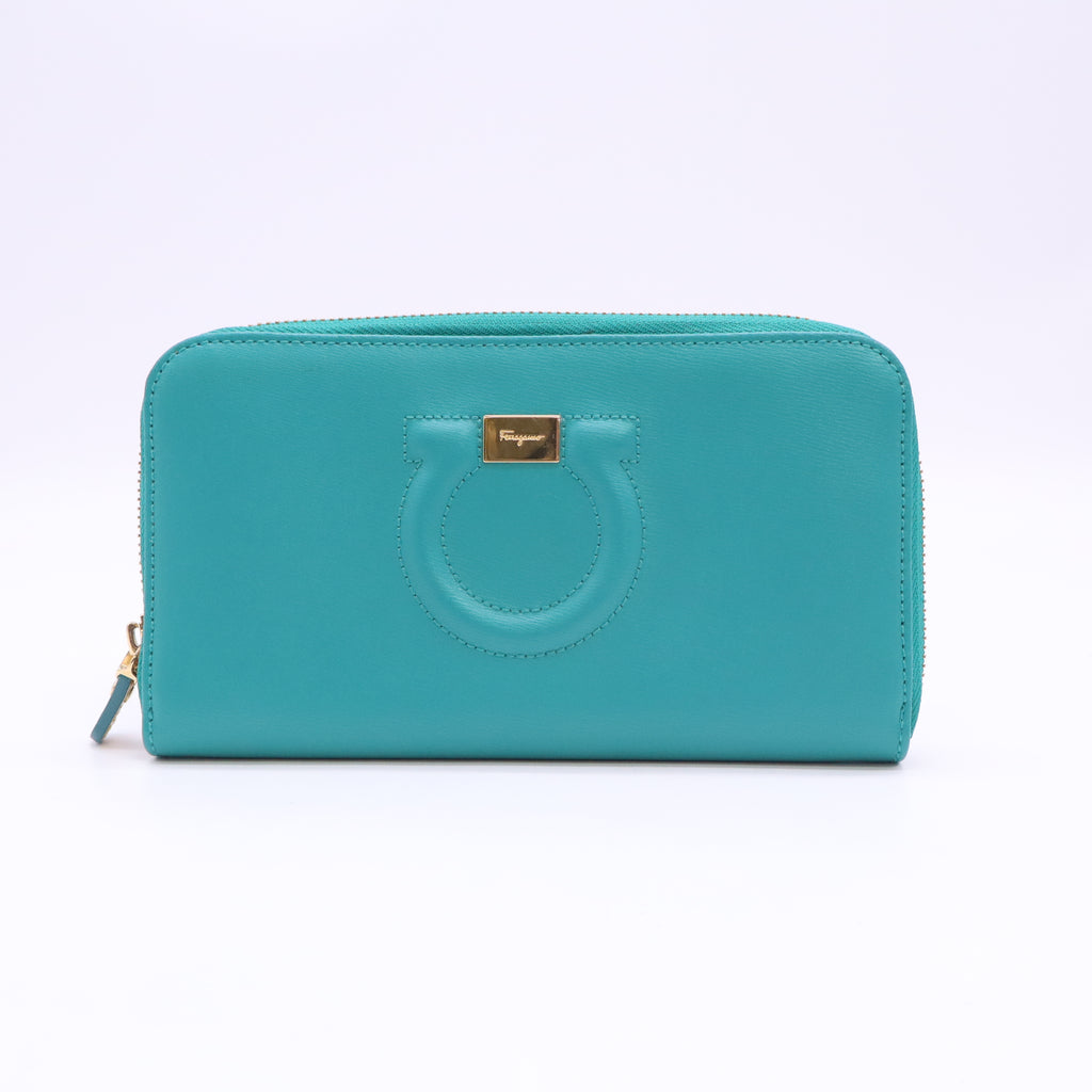 Leather Continental Wallet W23660