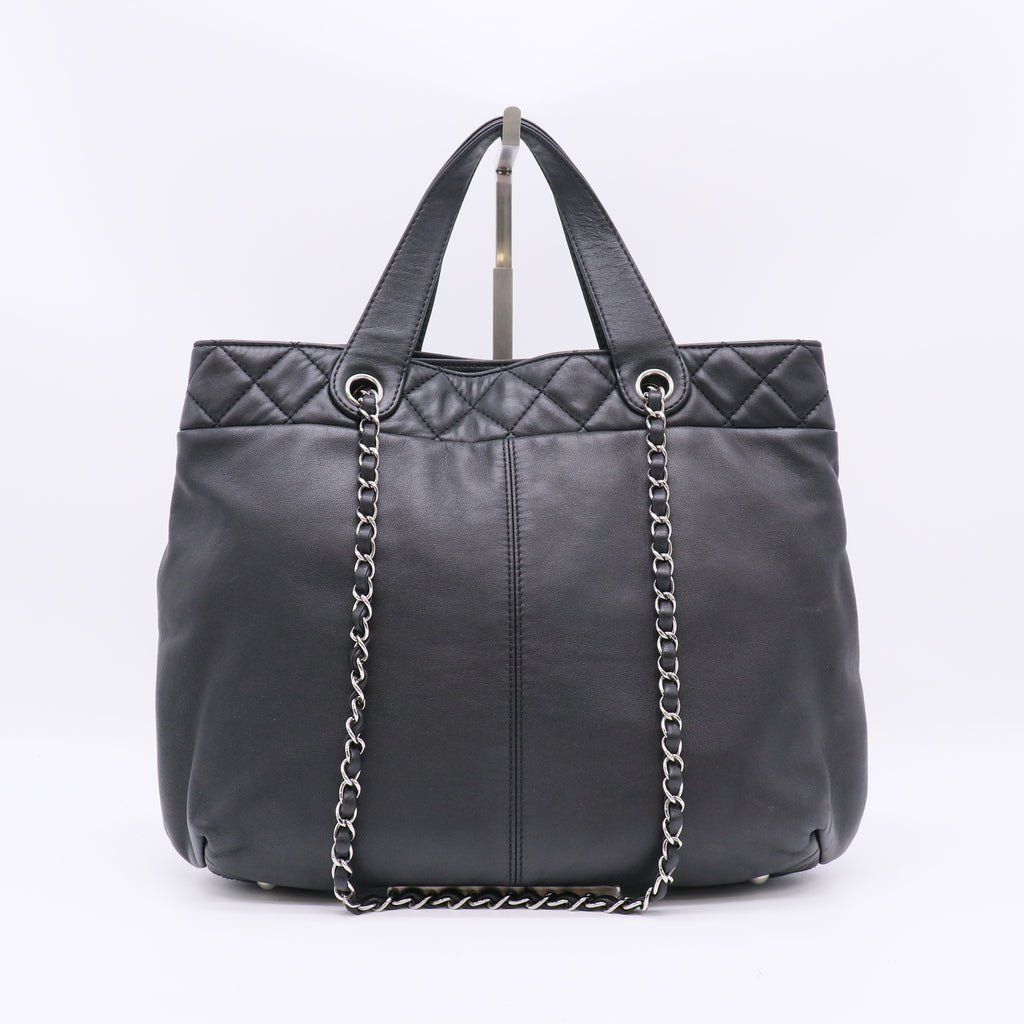 Chanel Calfskin Large Trianon Tote Black twins B23136