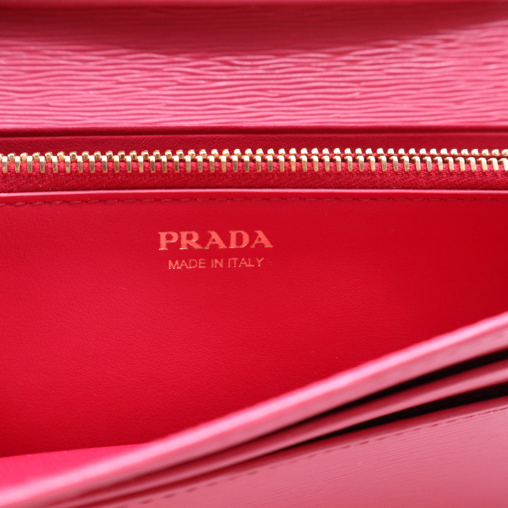 Prada Vitel Move Continental Wallet W21341