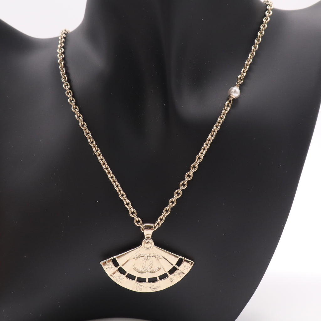 Chanel Double CC Fan Necklace with Pearl Twins LDJ4877