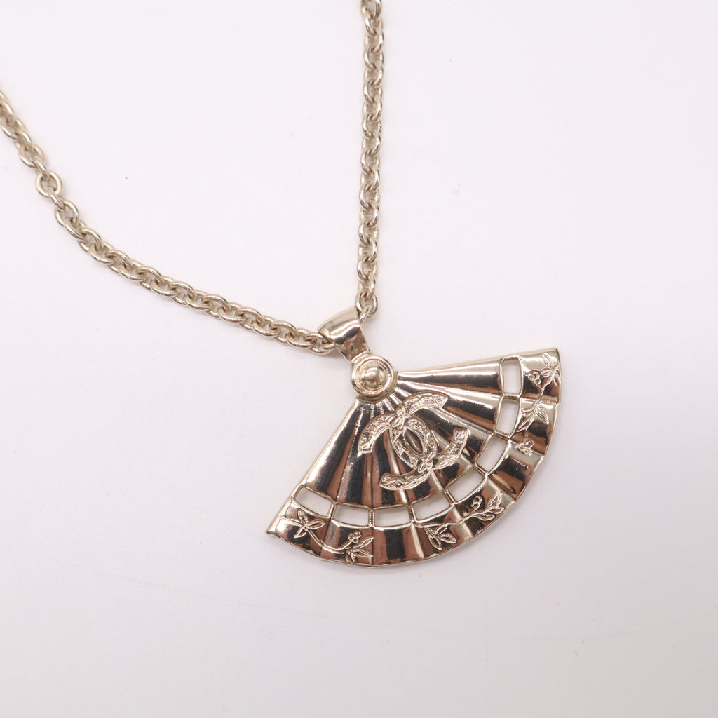 Chanel Double CC Fan Necklace with Pearl Twins LDJ4877