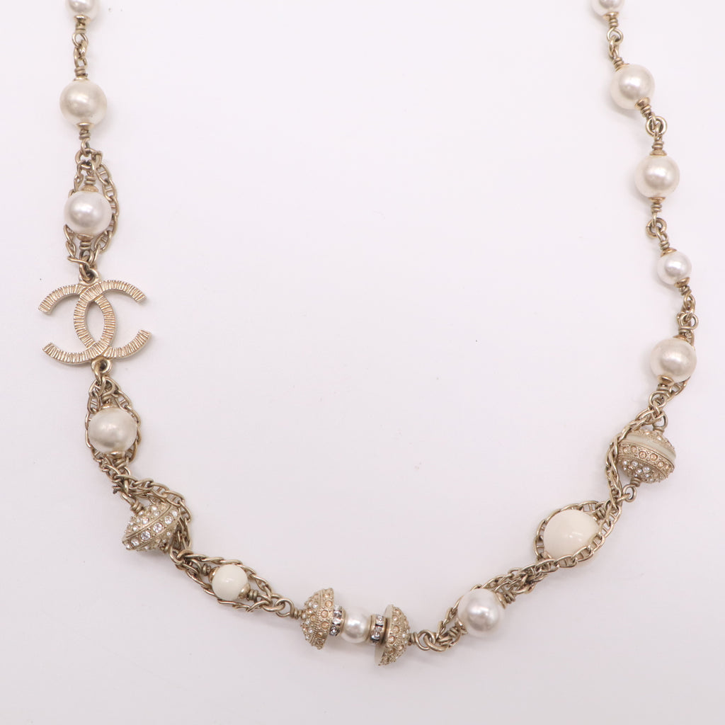 Chanel Pearl Crystal CC Short Necklace Gold twins LDJ4879