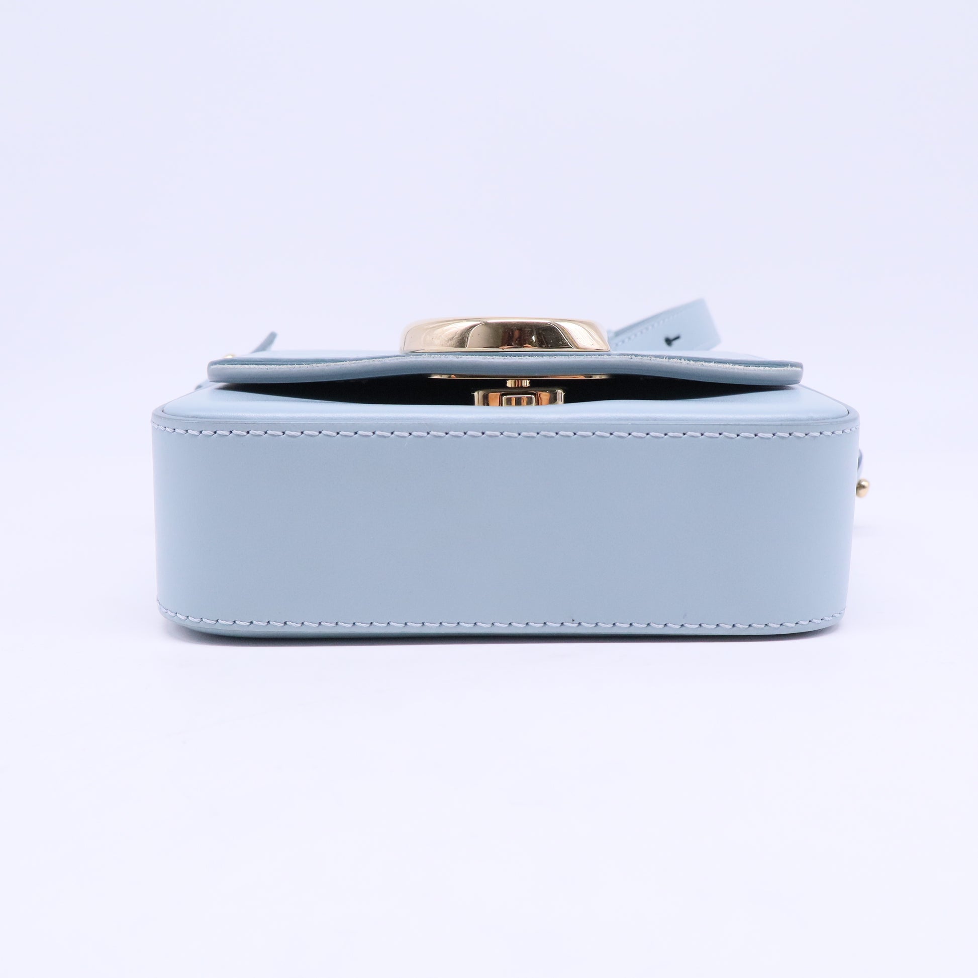 C leather crossbody bag B20821