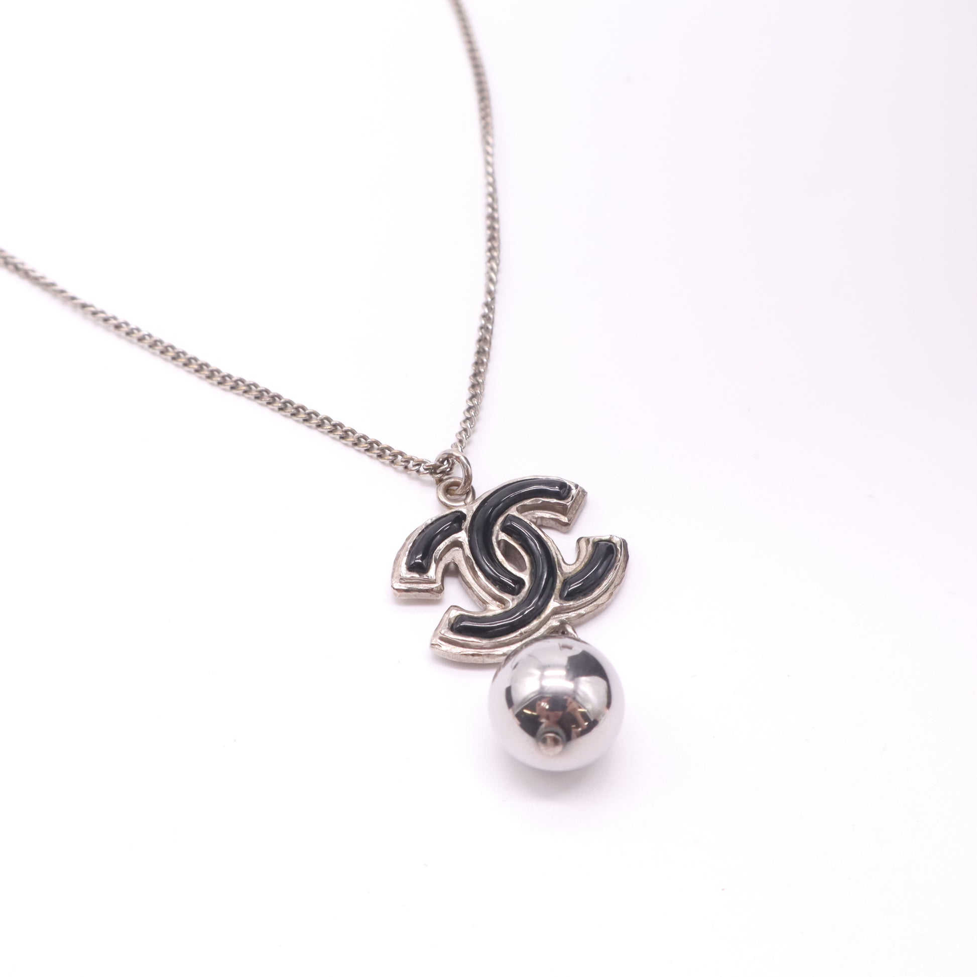 Chanel Enamel Pearl CC Baroque Drop Necklace twins LDJ4872