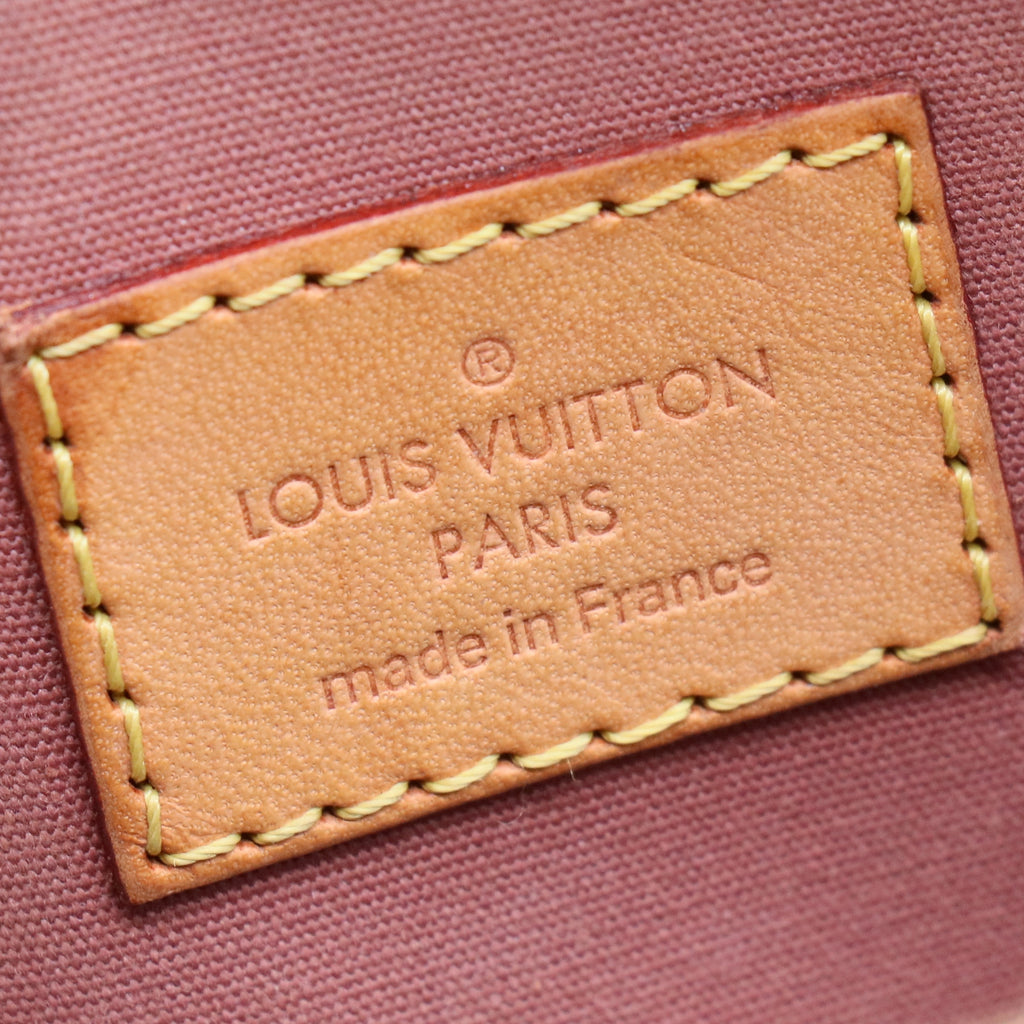 Monogram Vernis Alma PM