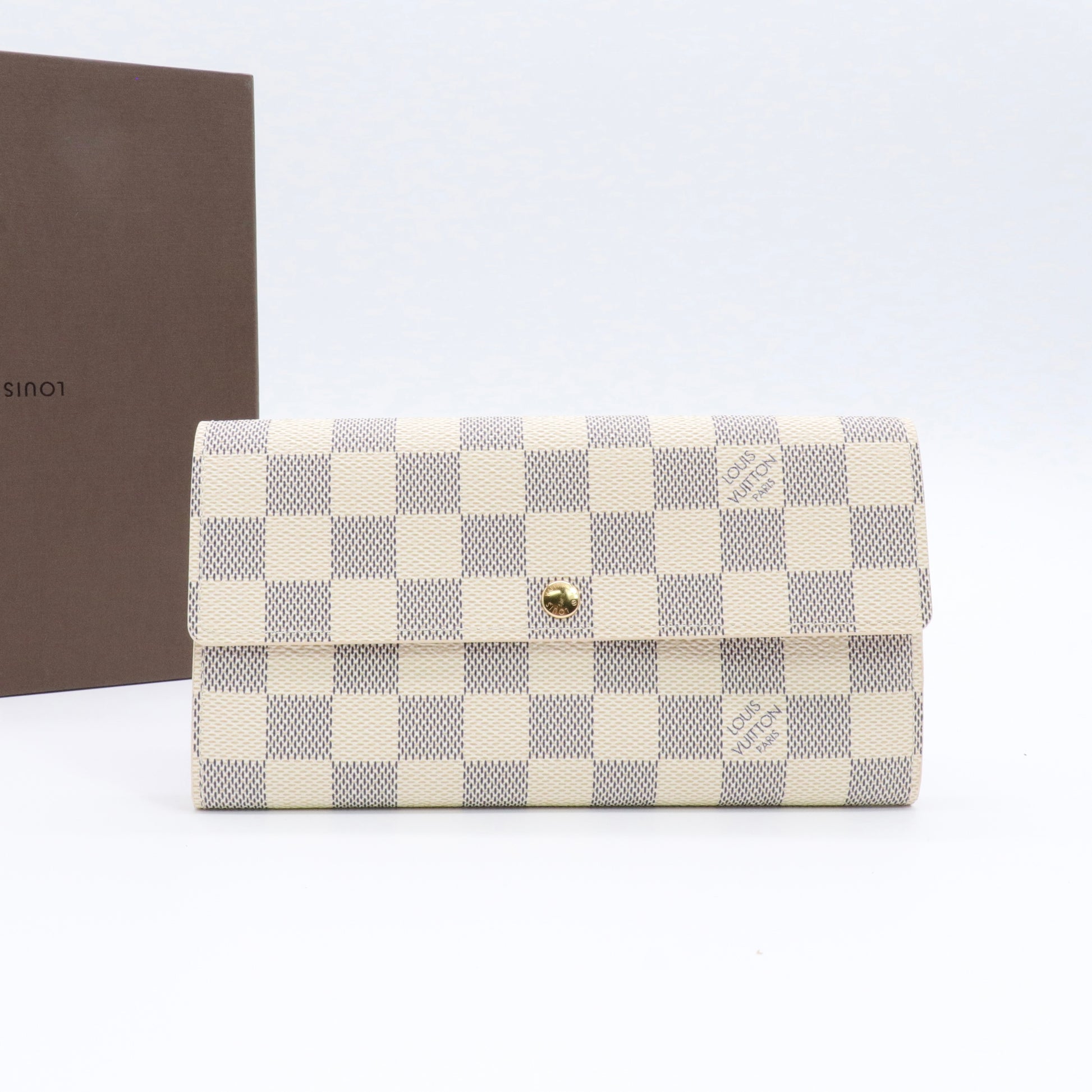 Damier Azur Portefeuille International Wallet twins