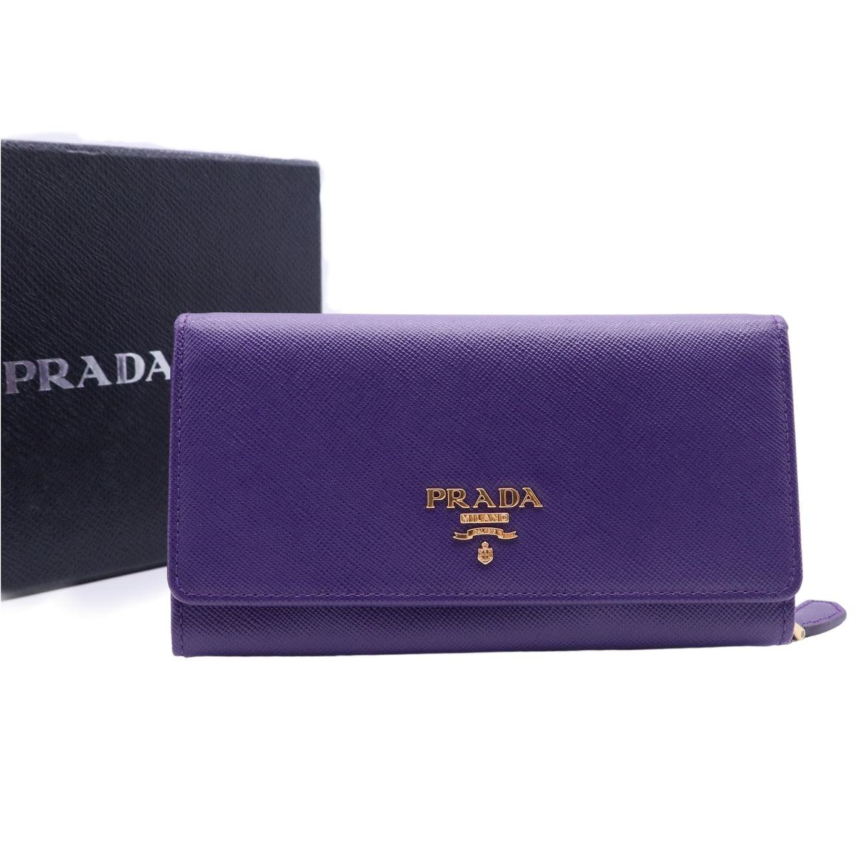 Saffiano Lux Metal Continental Flap Travel