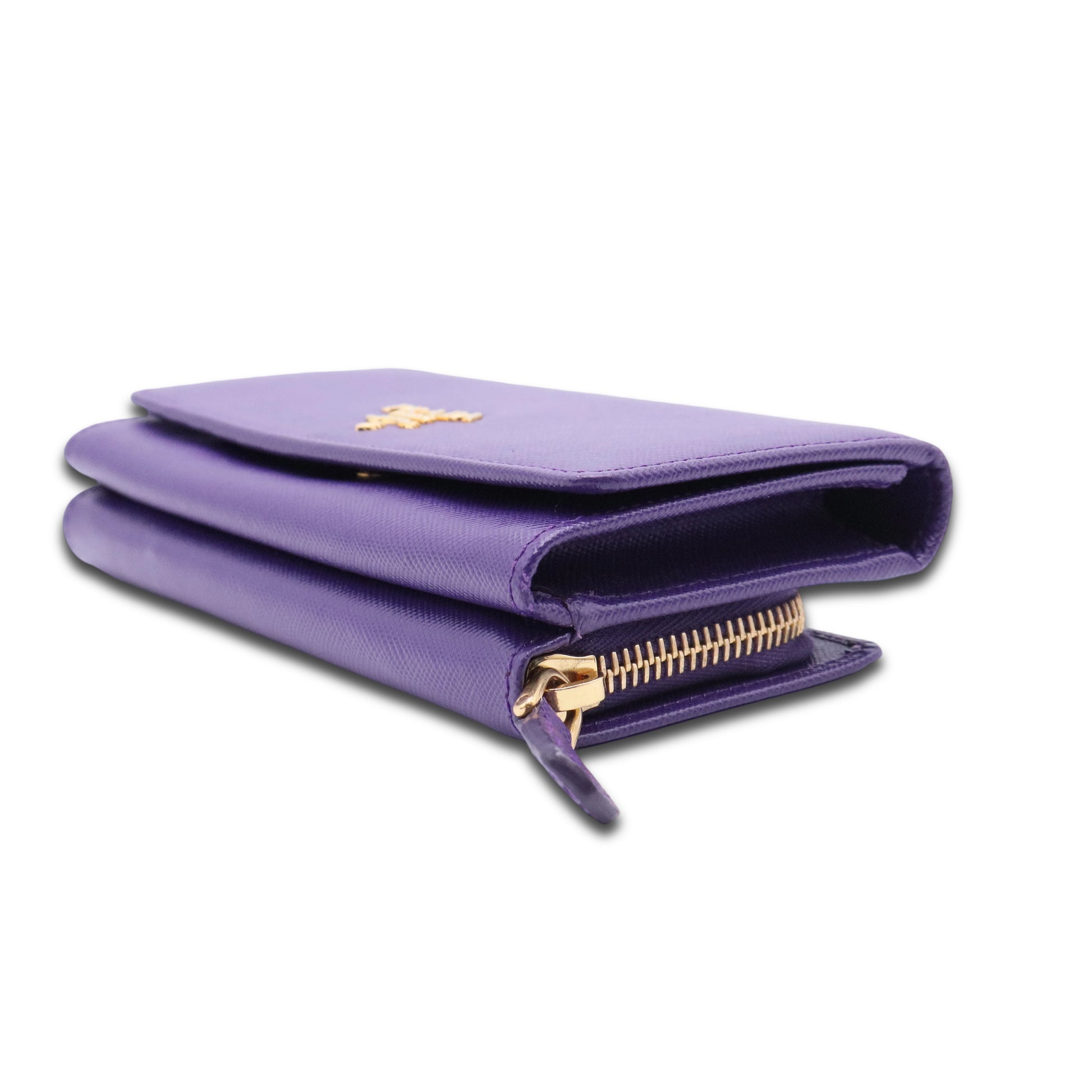 Saffiano Lux Metal Continental Flap Travel