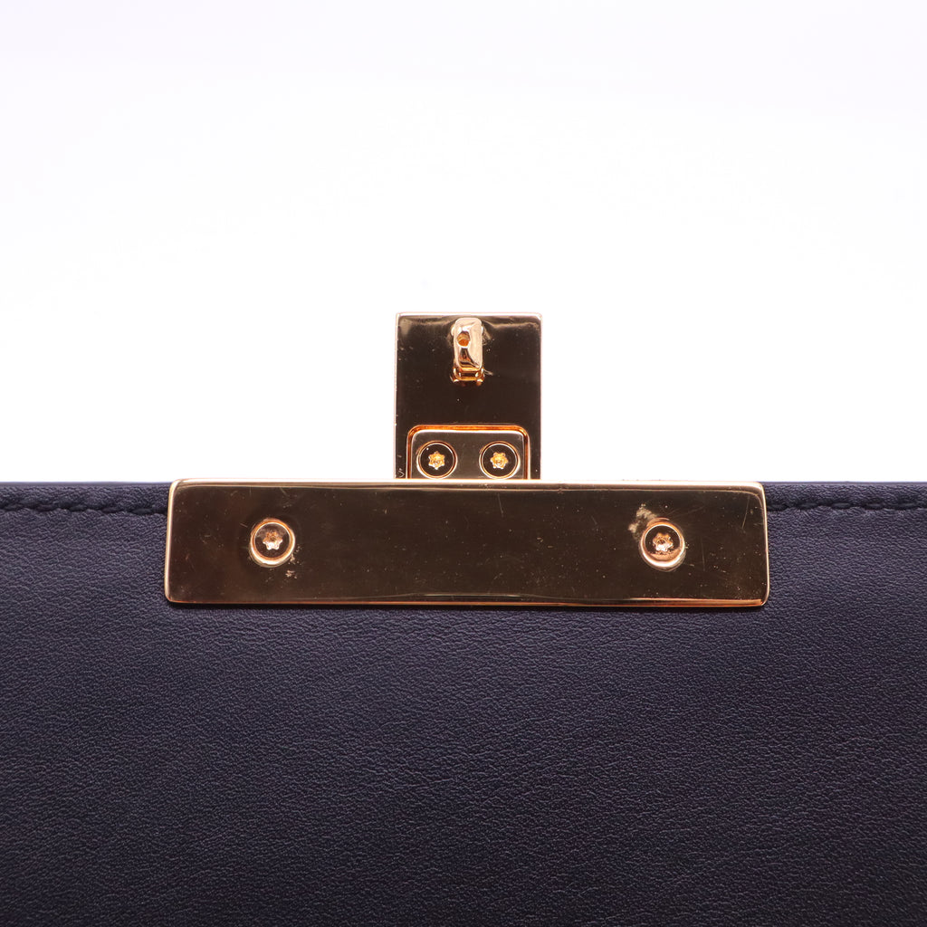 Gucci Padlock GG Supreme Shoulder Bag B21595