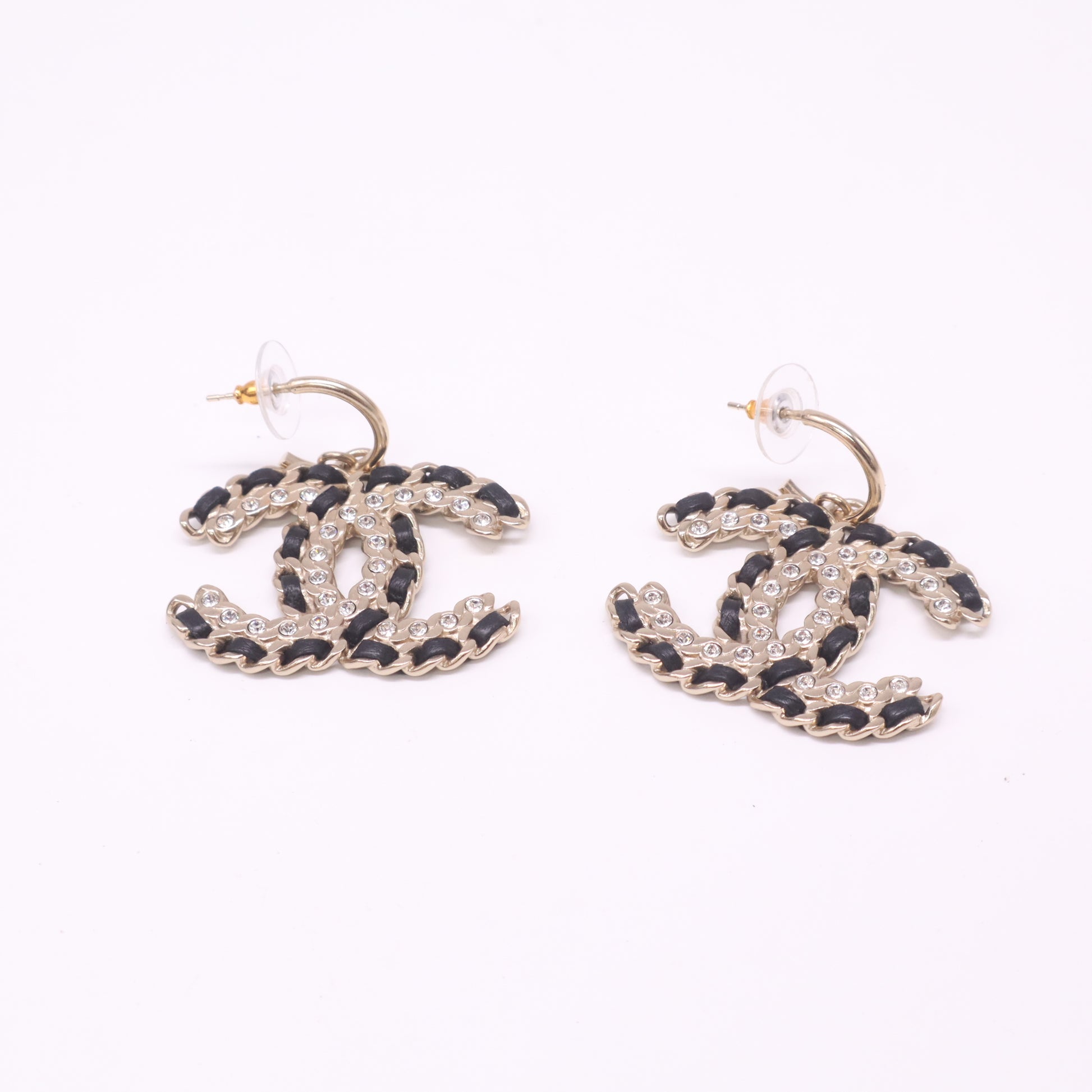 w22456 Chanel earrings