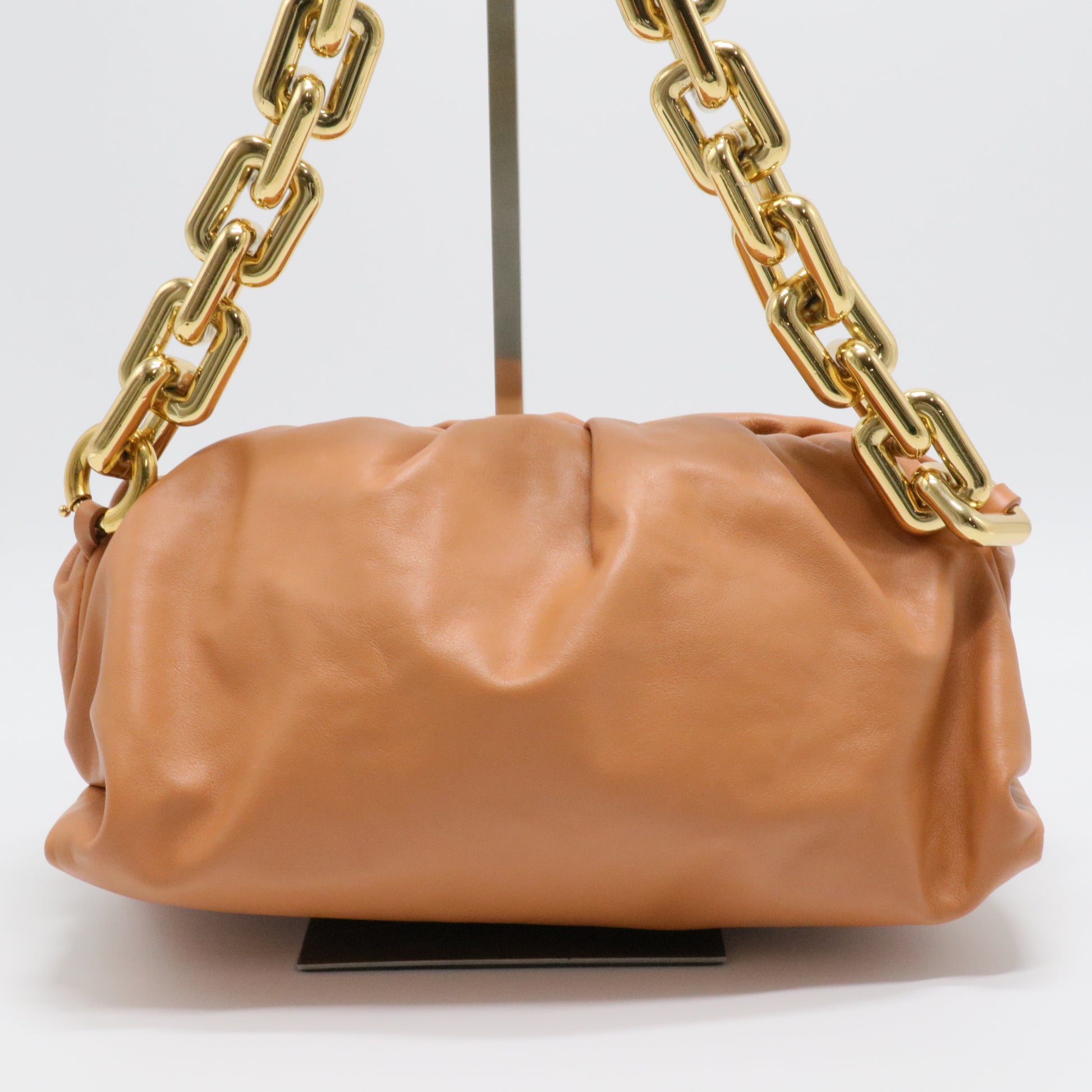 The Chain Pouch