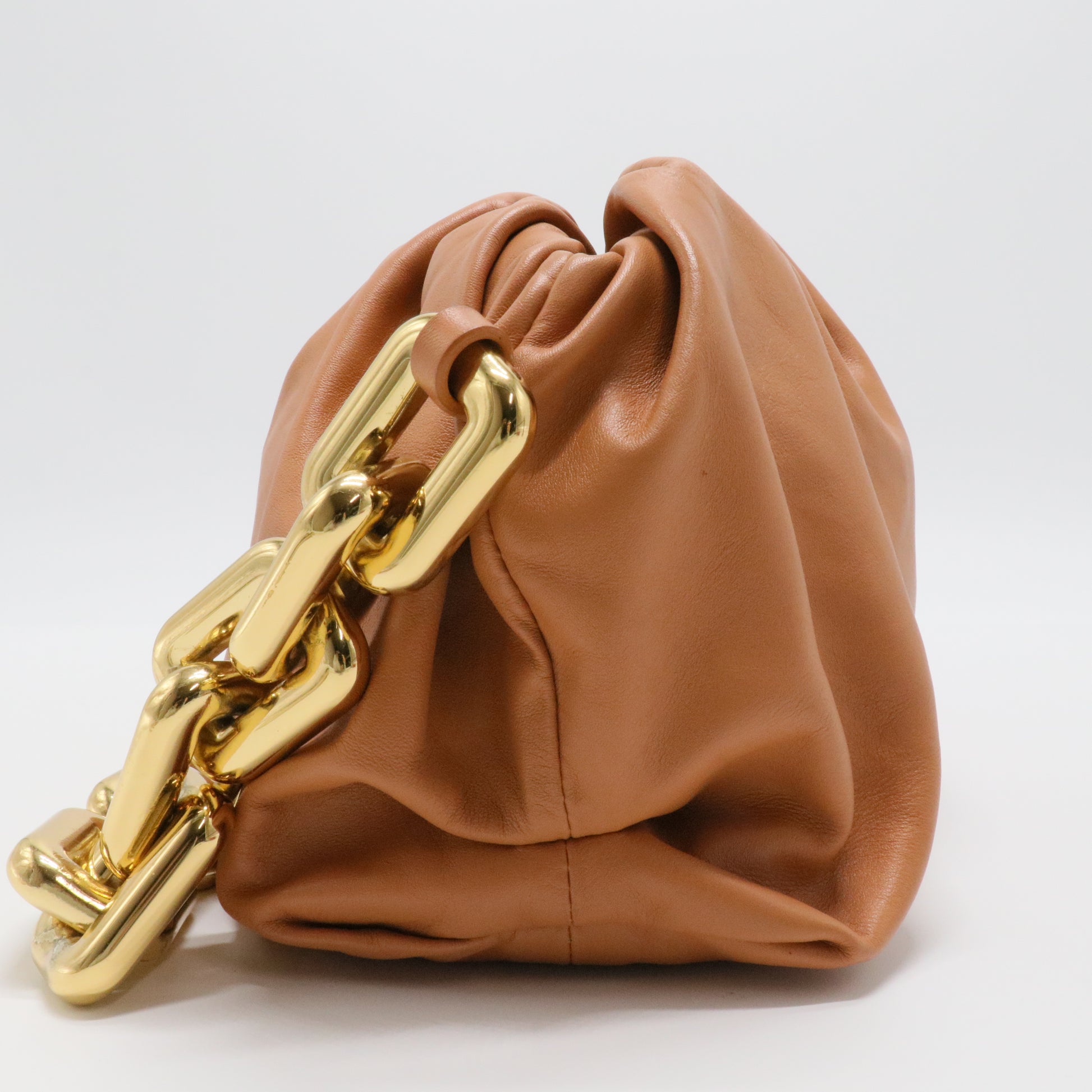 The Chain Pouch