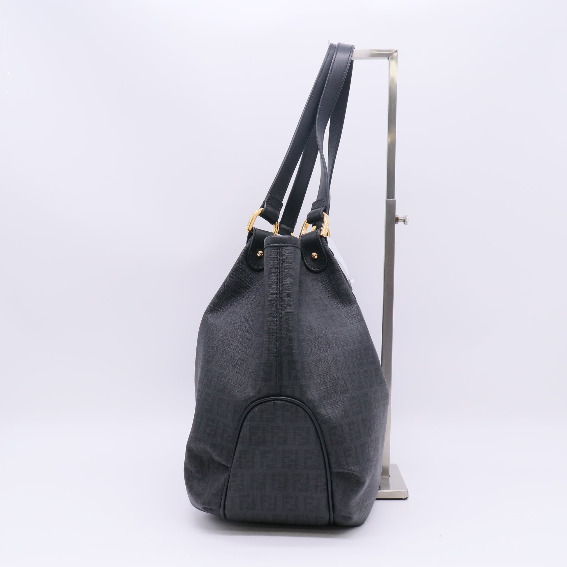 Fendi Black Zucchino Coated Canvas and Leather Chiusura Tote B23726