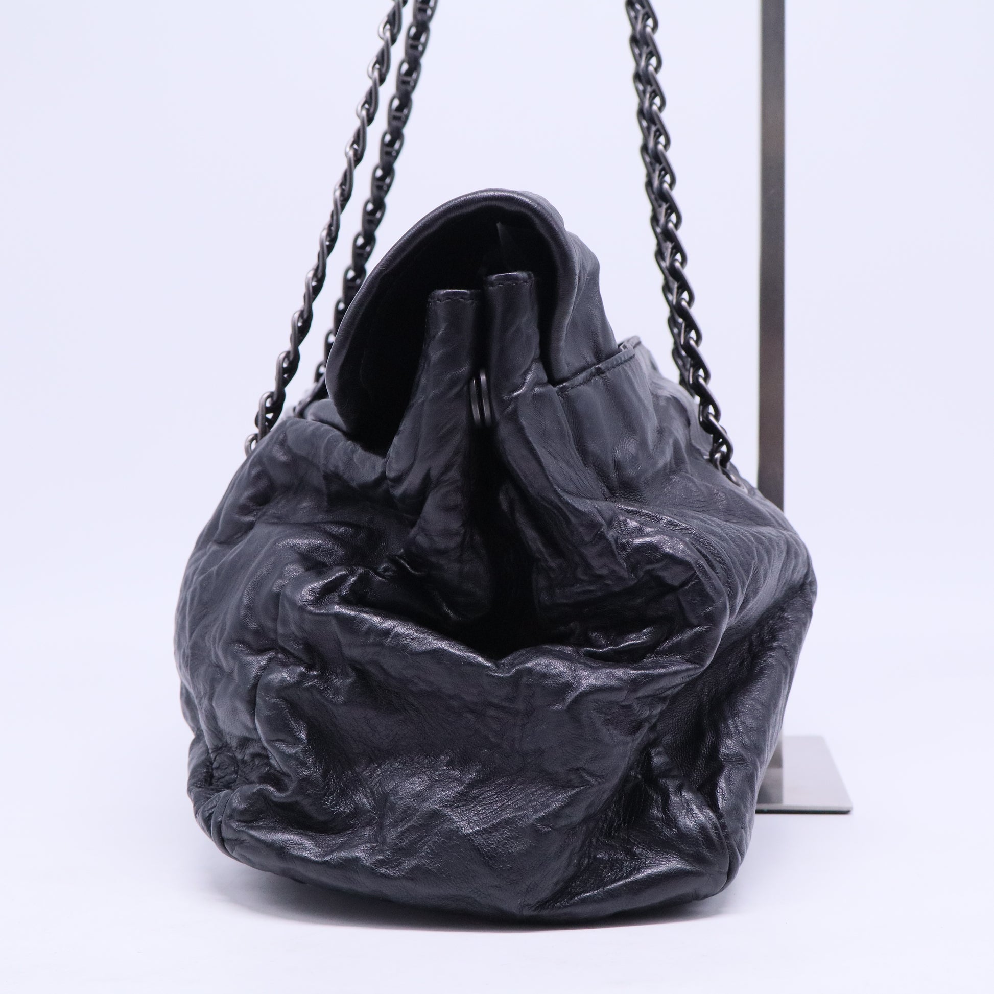 Shoulder Bag Pull Up Leather Black