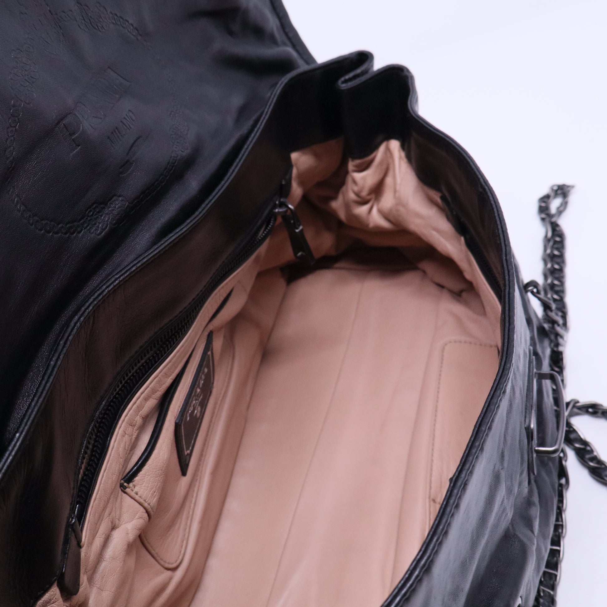 Shoulder Bag Pull Up Leather Black