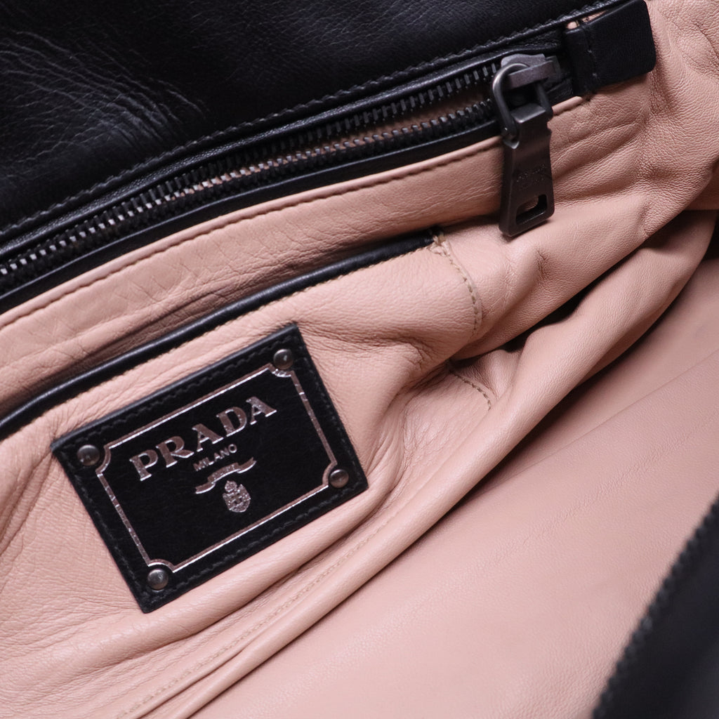 Shoulder Bag Pull Up Leather Black