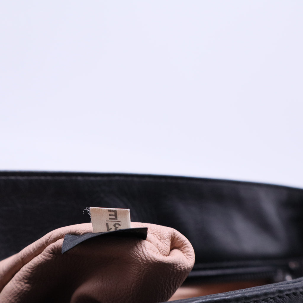 Shoulder Bag Pull Up Leather Black