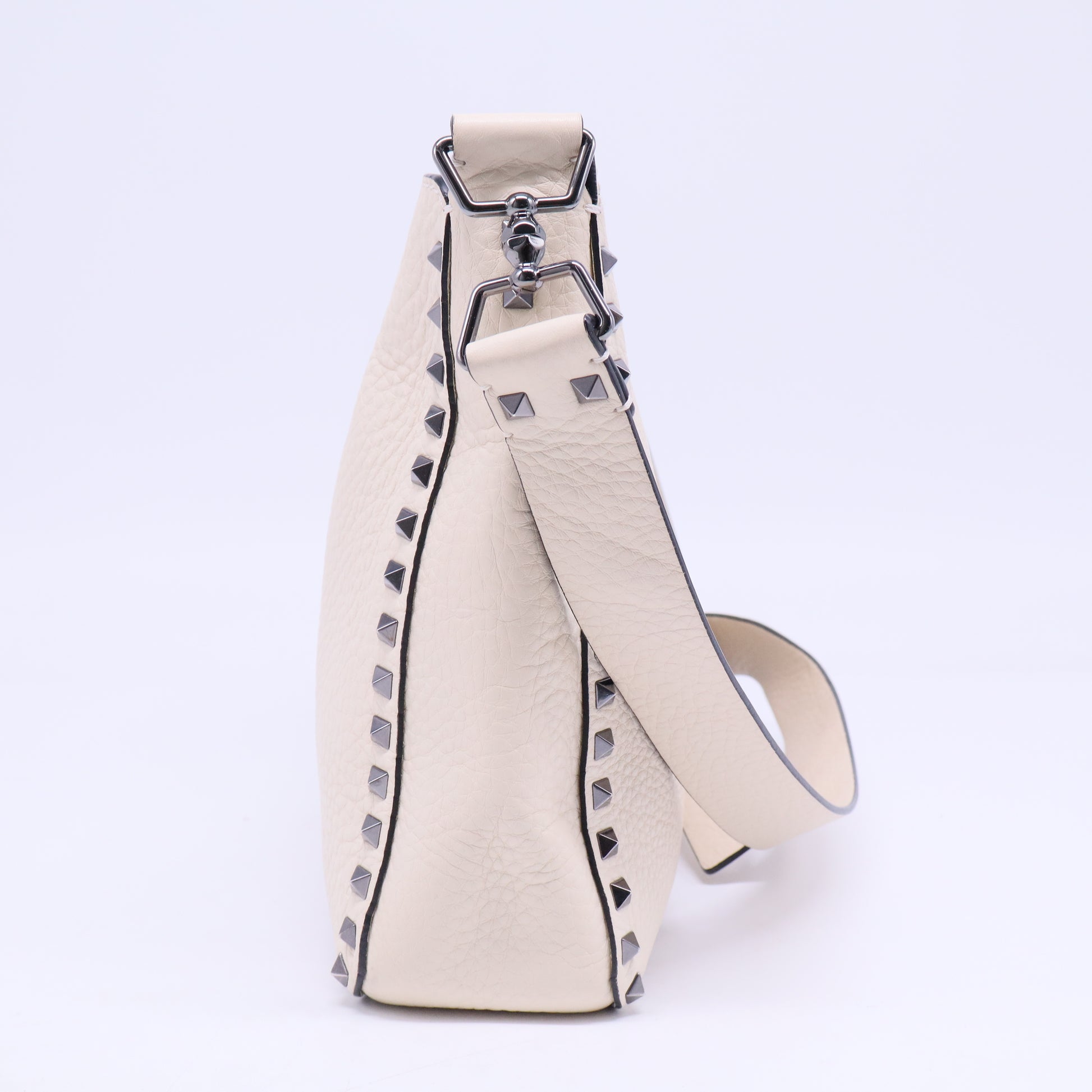 Rockstud Messenger Bag B20613