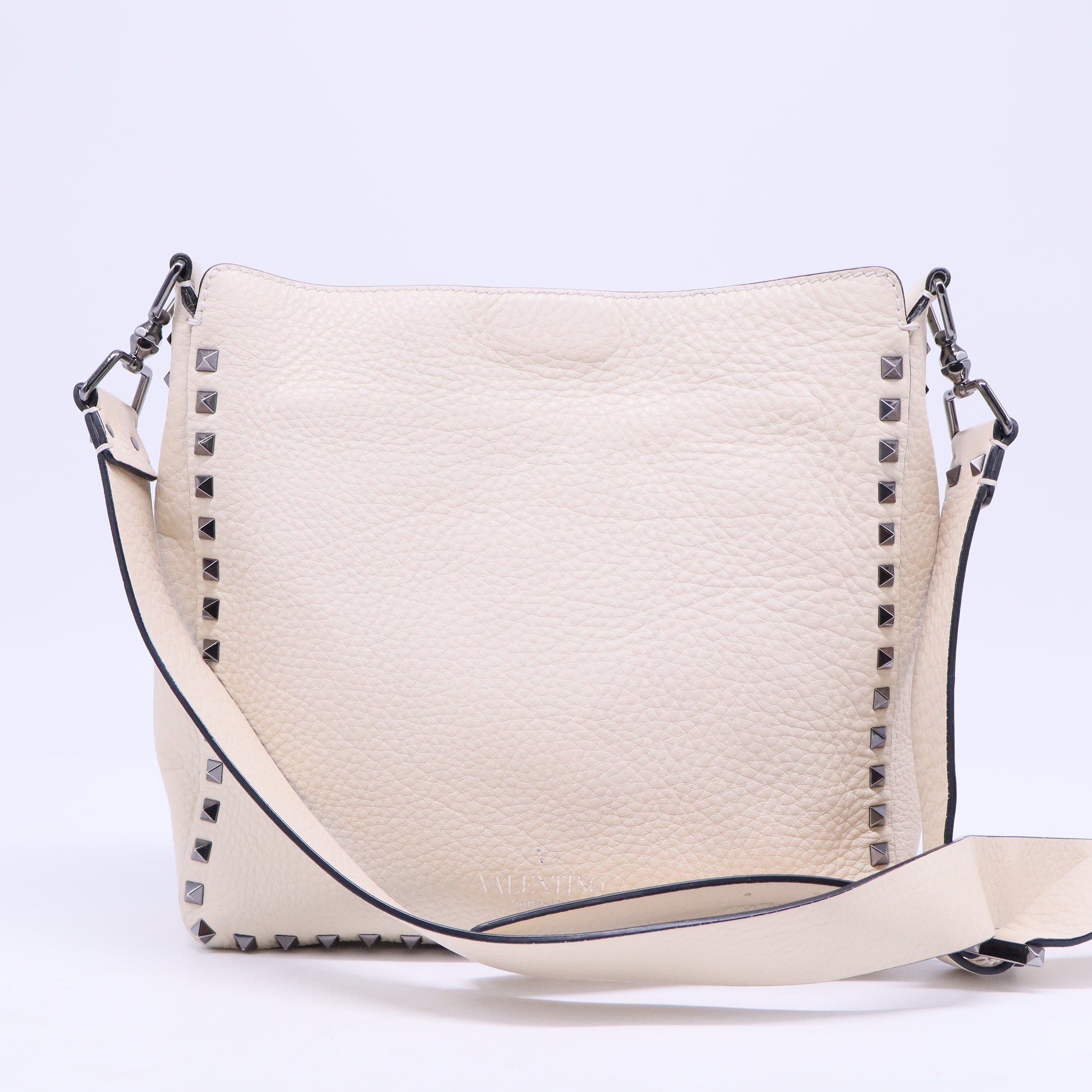 Rockstud Messenger Bag B20613