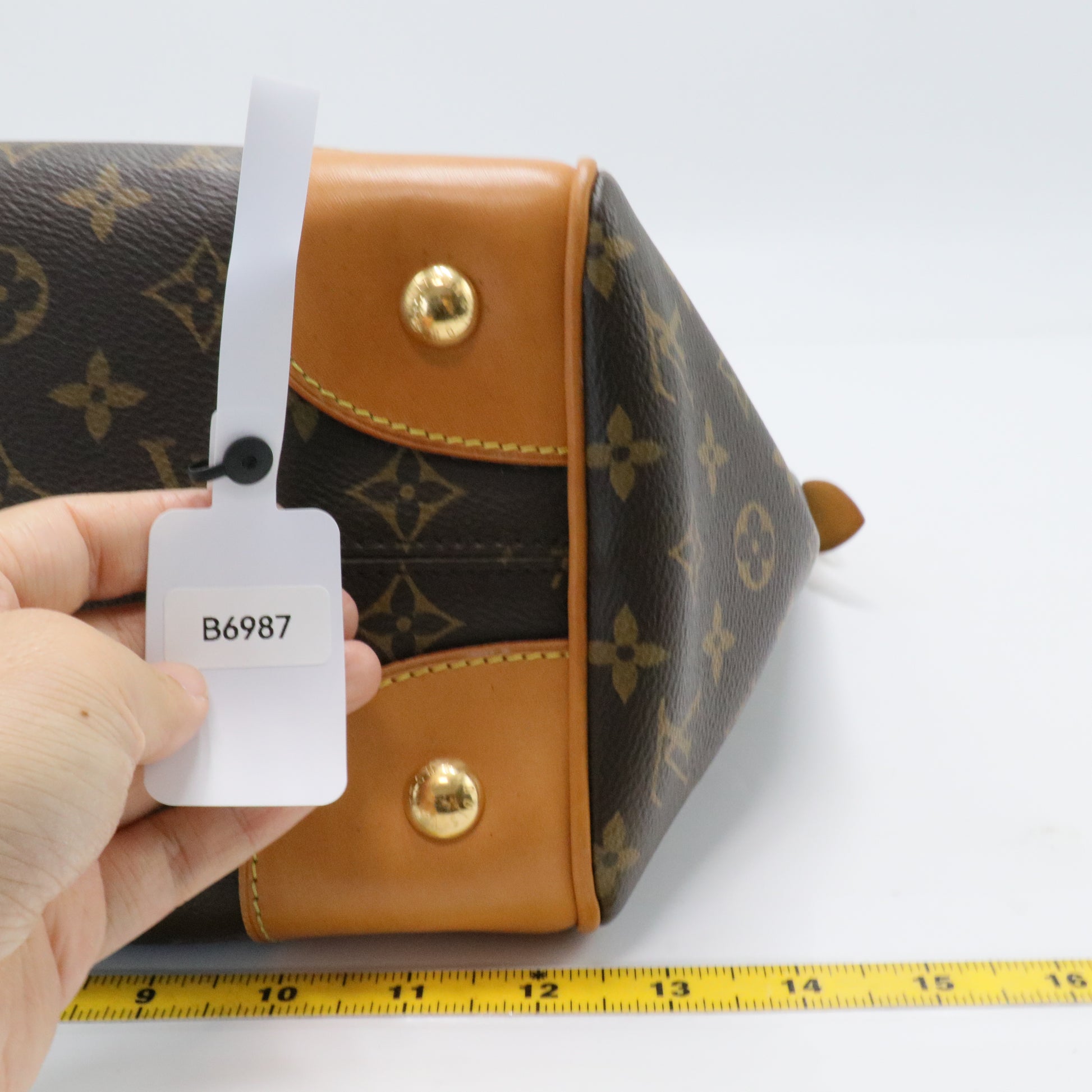 Estrela NM Handbag Monogram Canvas