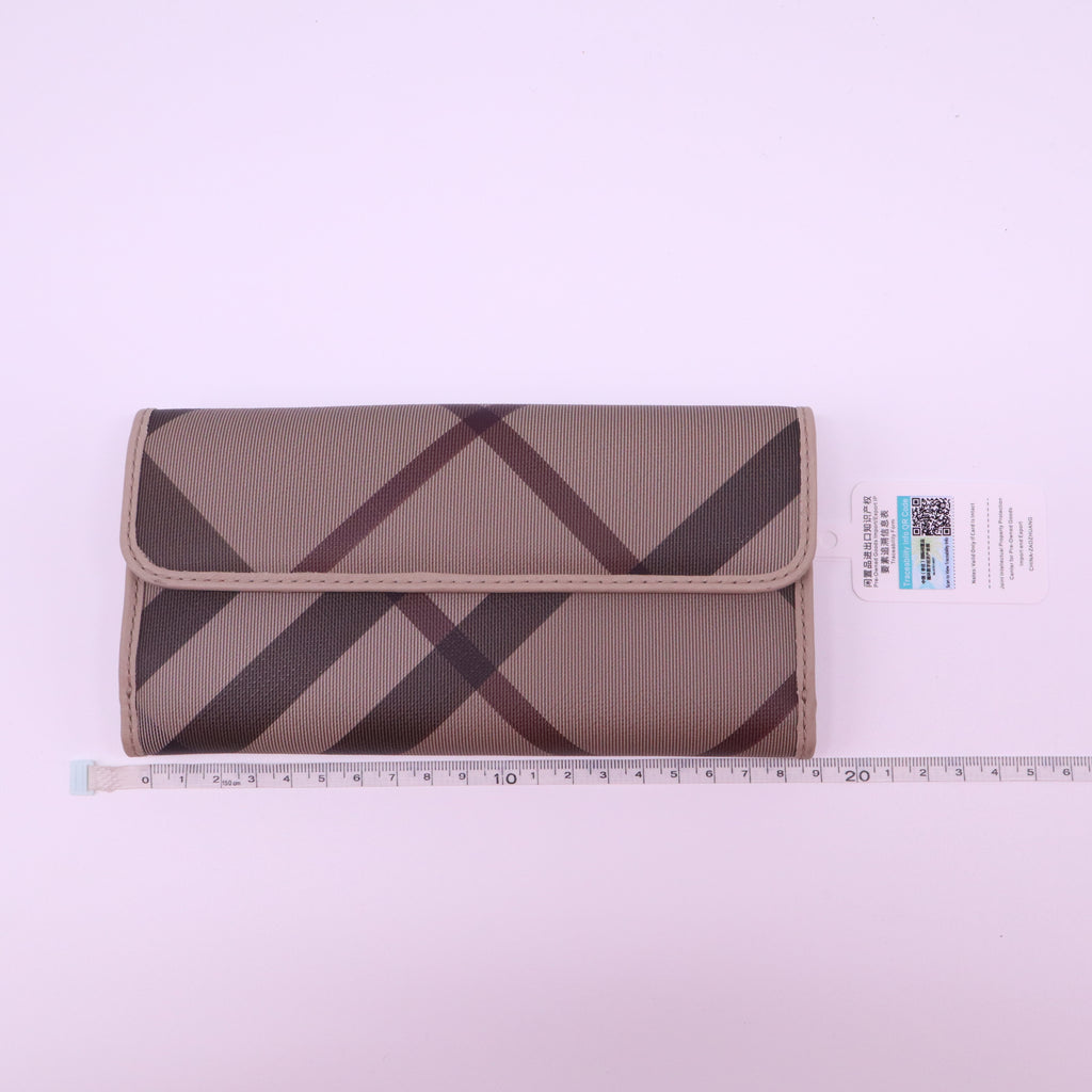 Burberry Smoked Check Porter Continental Wallet W21366