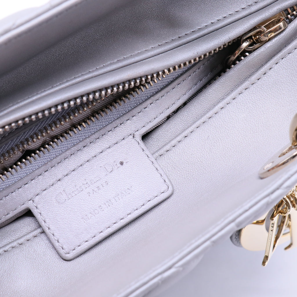 Cannage Lady Dior Medium