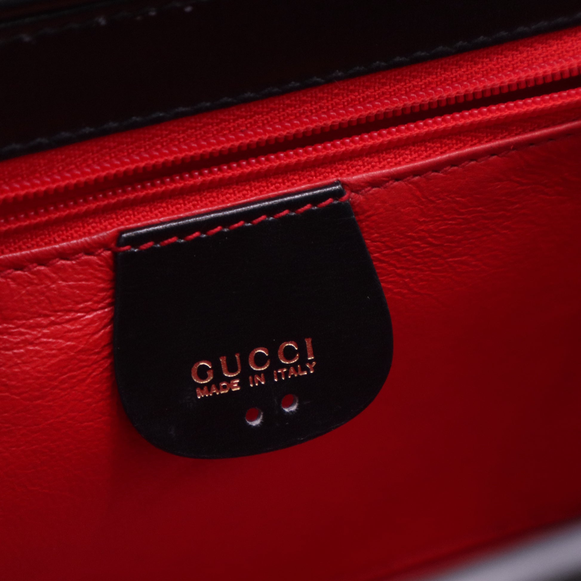 Pre-Owned Gucci Ladylock Leather Black