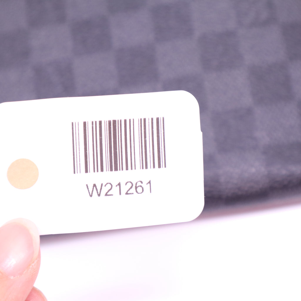 Louis Vuitton Damier Graphite Zippy Wallet W21261