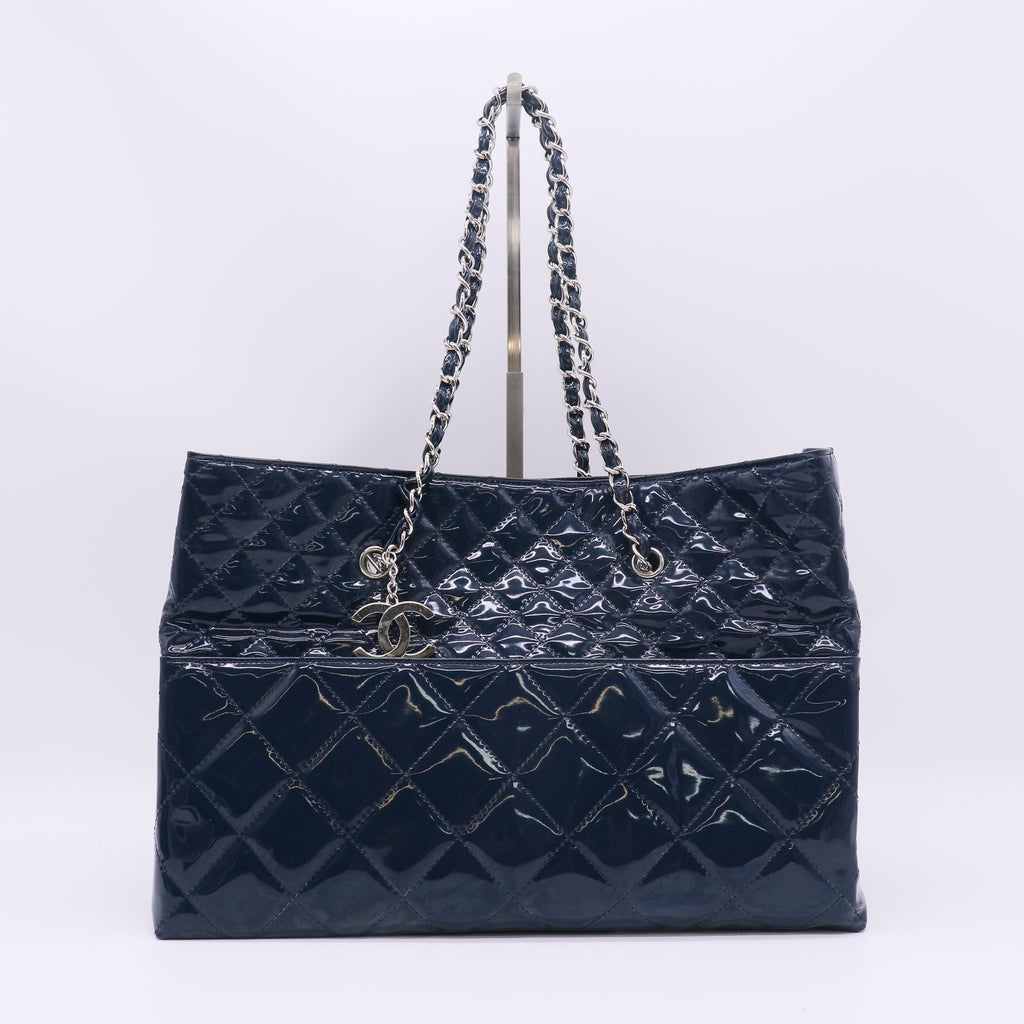 Chanel Tote Bag Vinyl Dark Navy B23671
