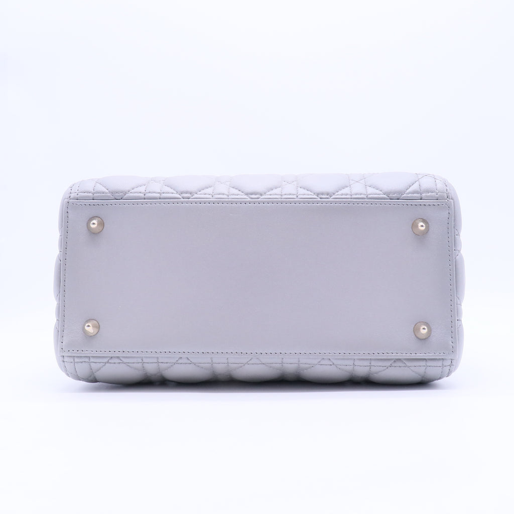 Cannage Lady Dior Medium