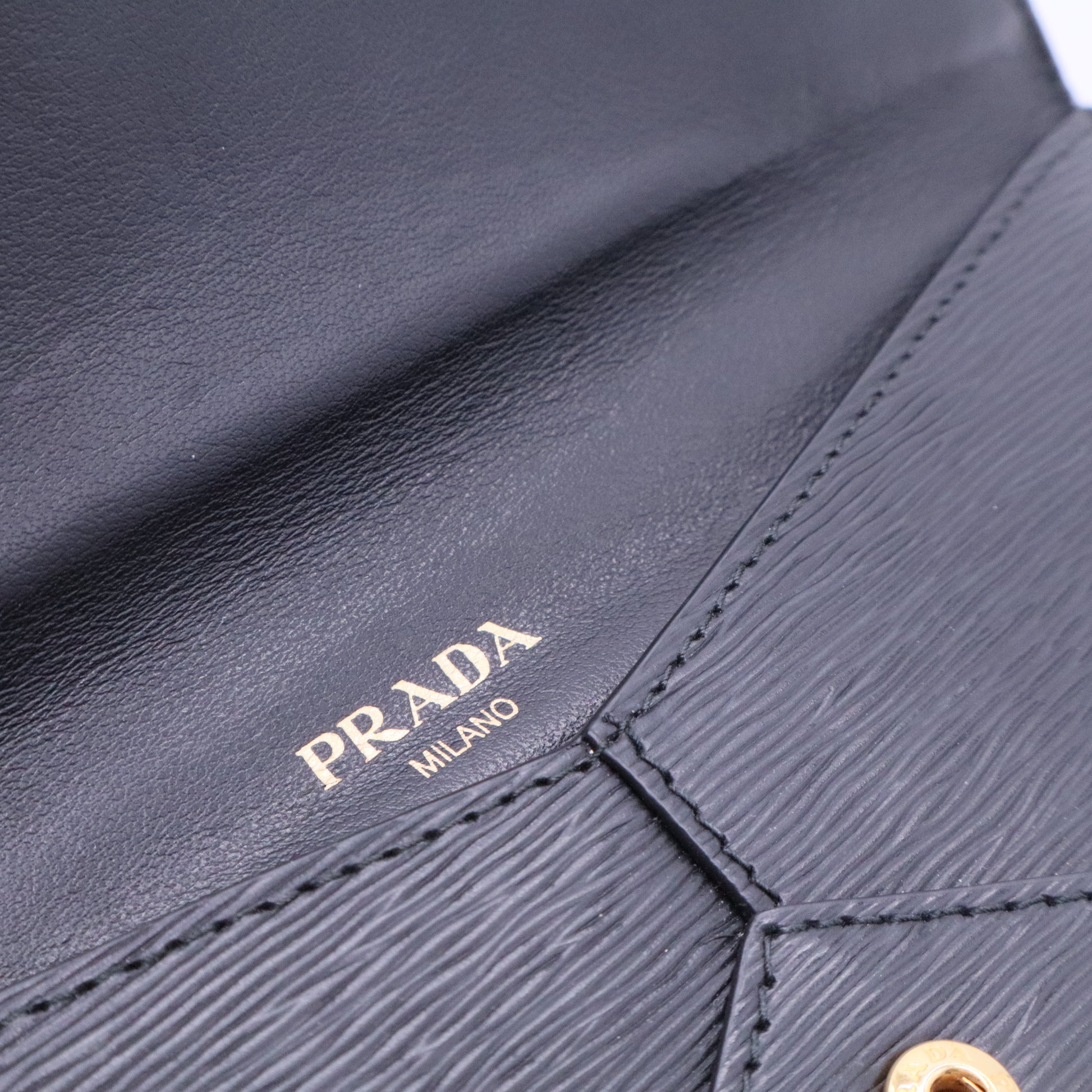 Vitello Move Envelope Wallet Black