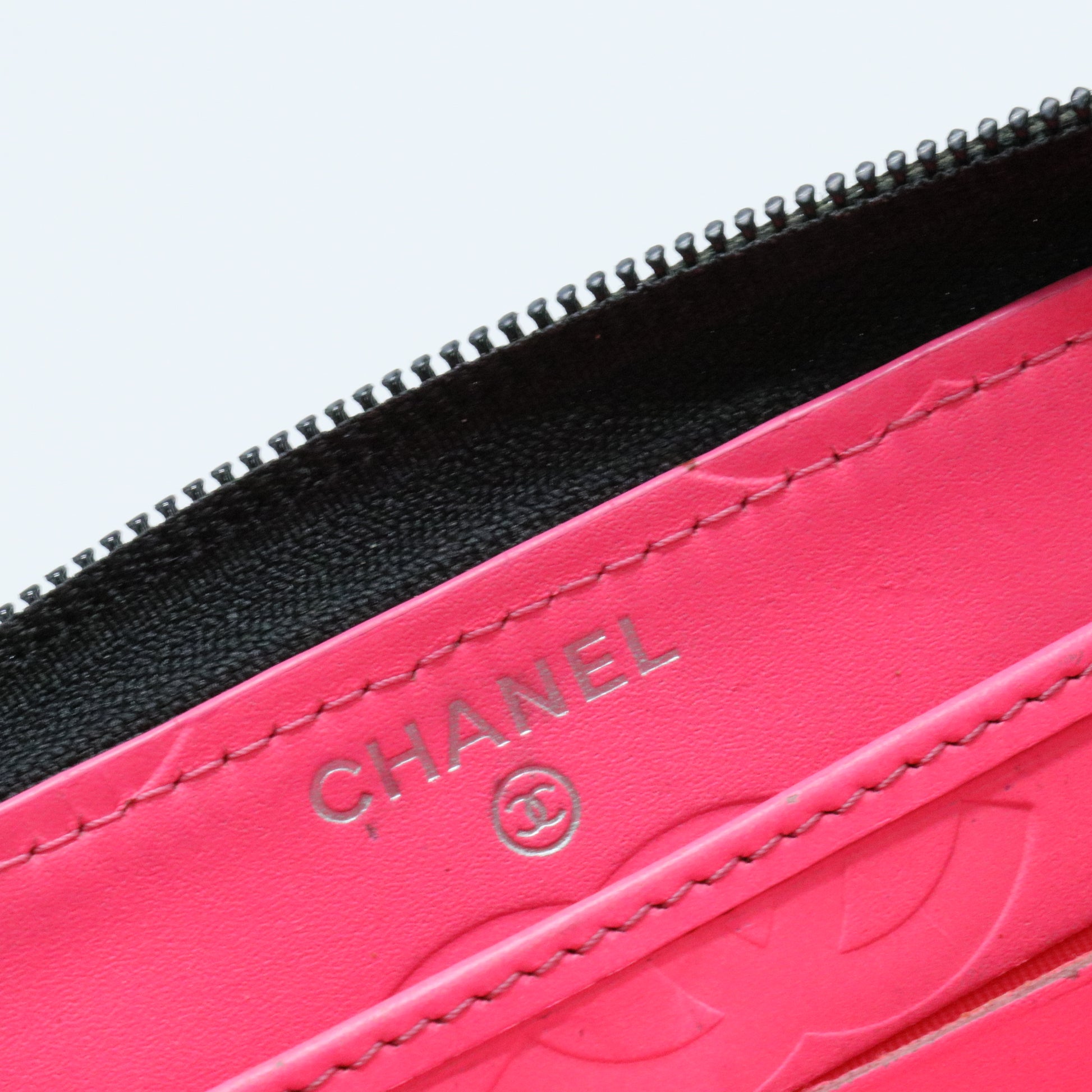 Calfskin Quilted Cambon Large Gusset Zip Around Wallet Black