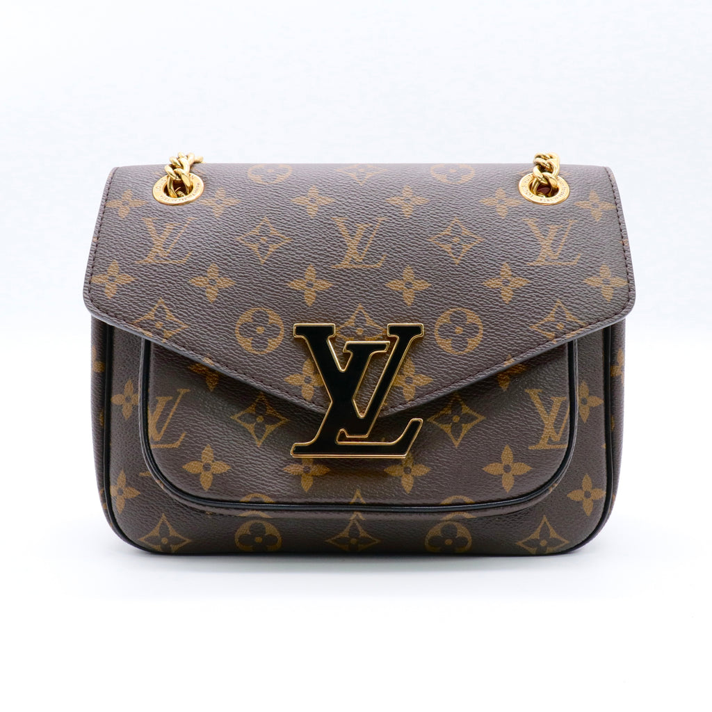 Monogram Passy twins