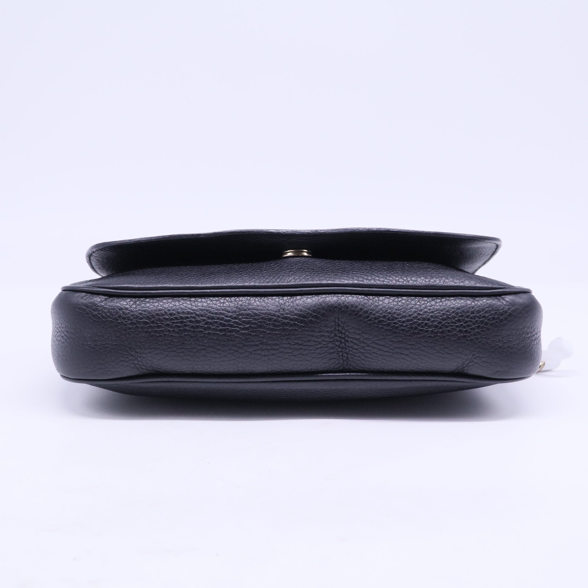 Soho Chain Crossbody Bag Leather Medium B20899