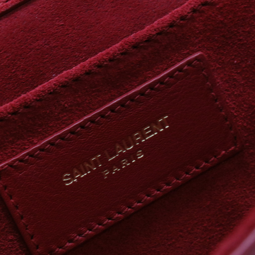 Textured Calfskin Classic Y Ligne Clutch Red