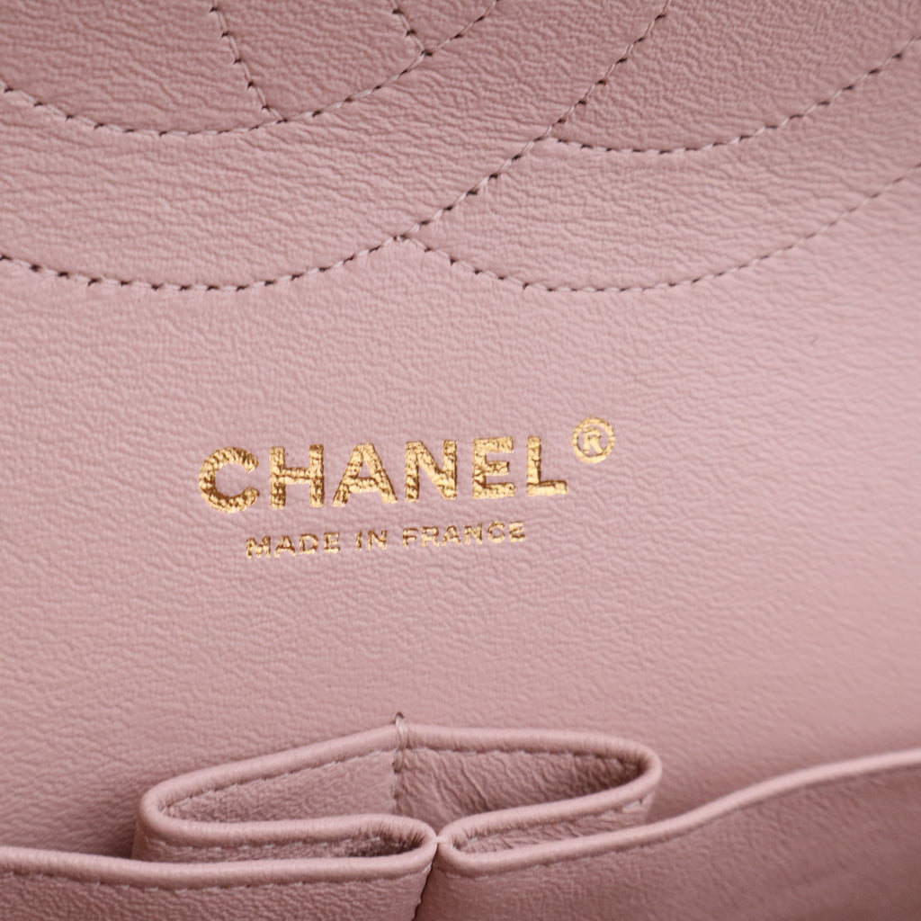 2022 Classic Medium Double Flap Bag